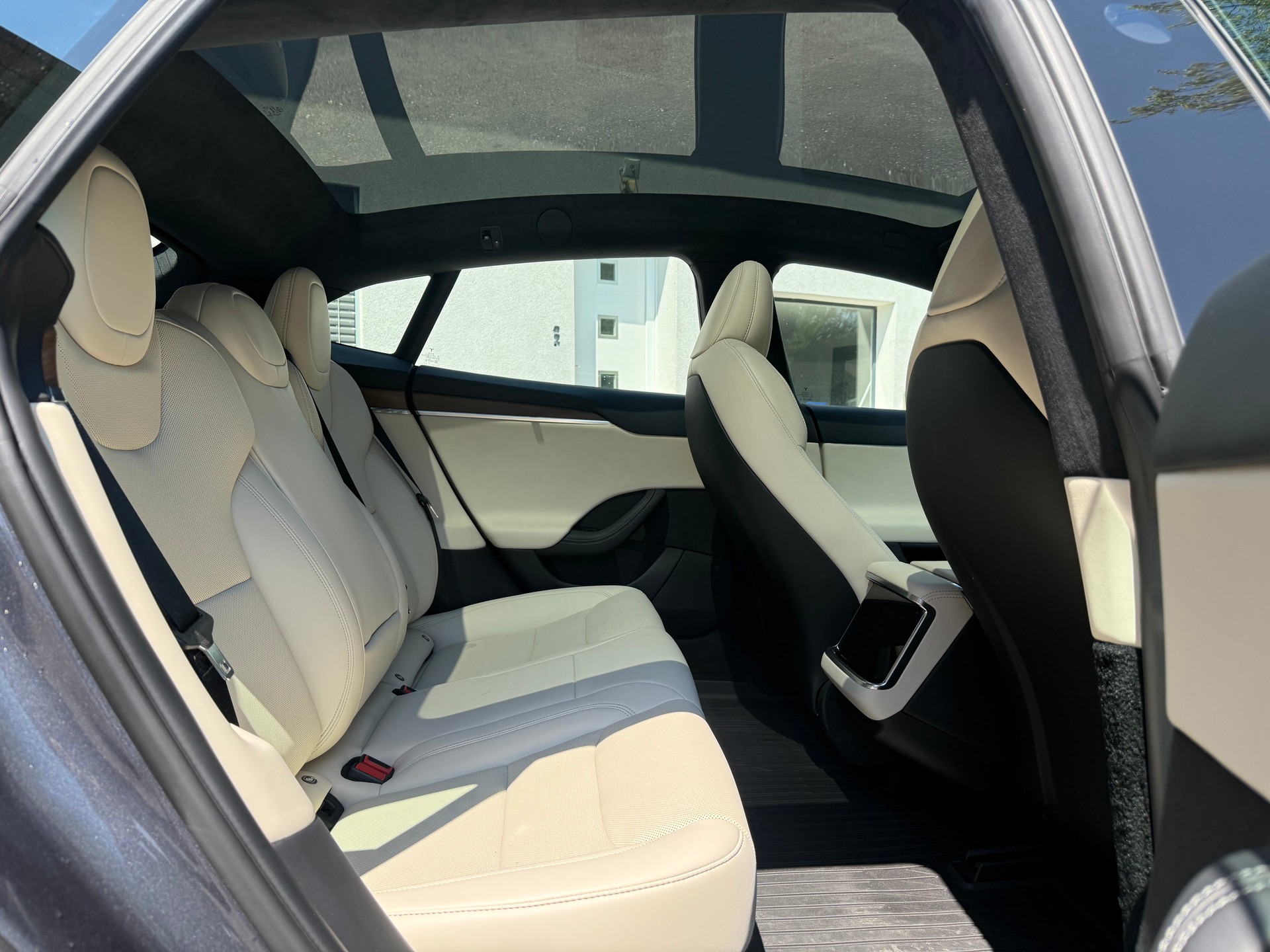 TESLA Model S 100 kWh (Neuwertig!)-image-5