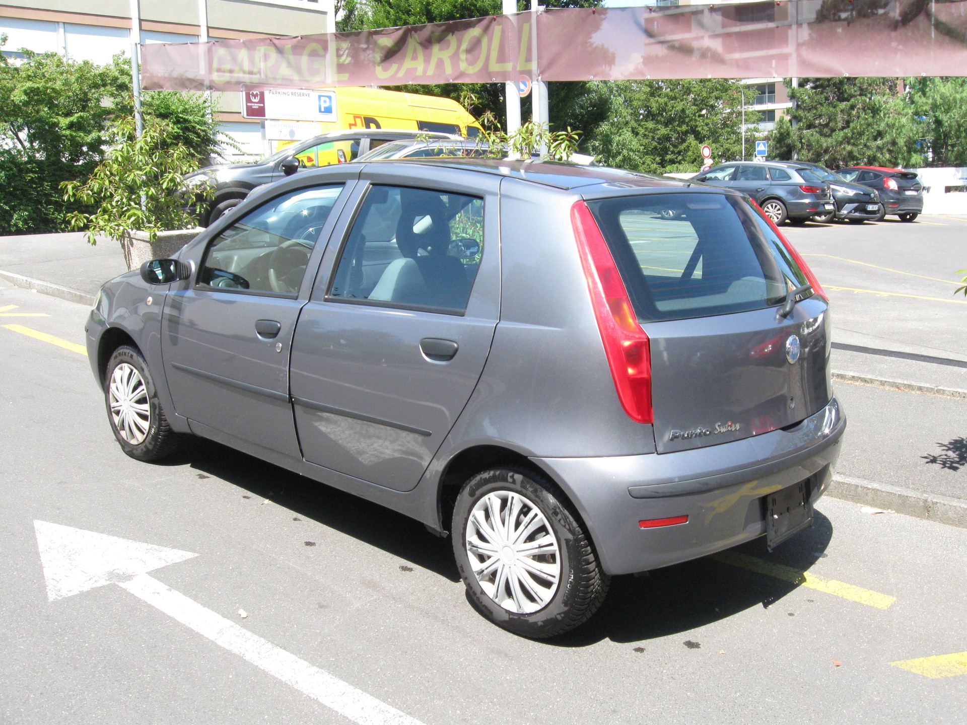 FIAT Punto 1.2 16V-image-2