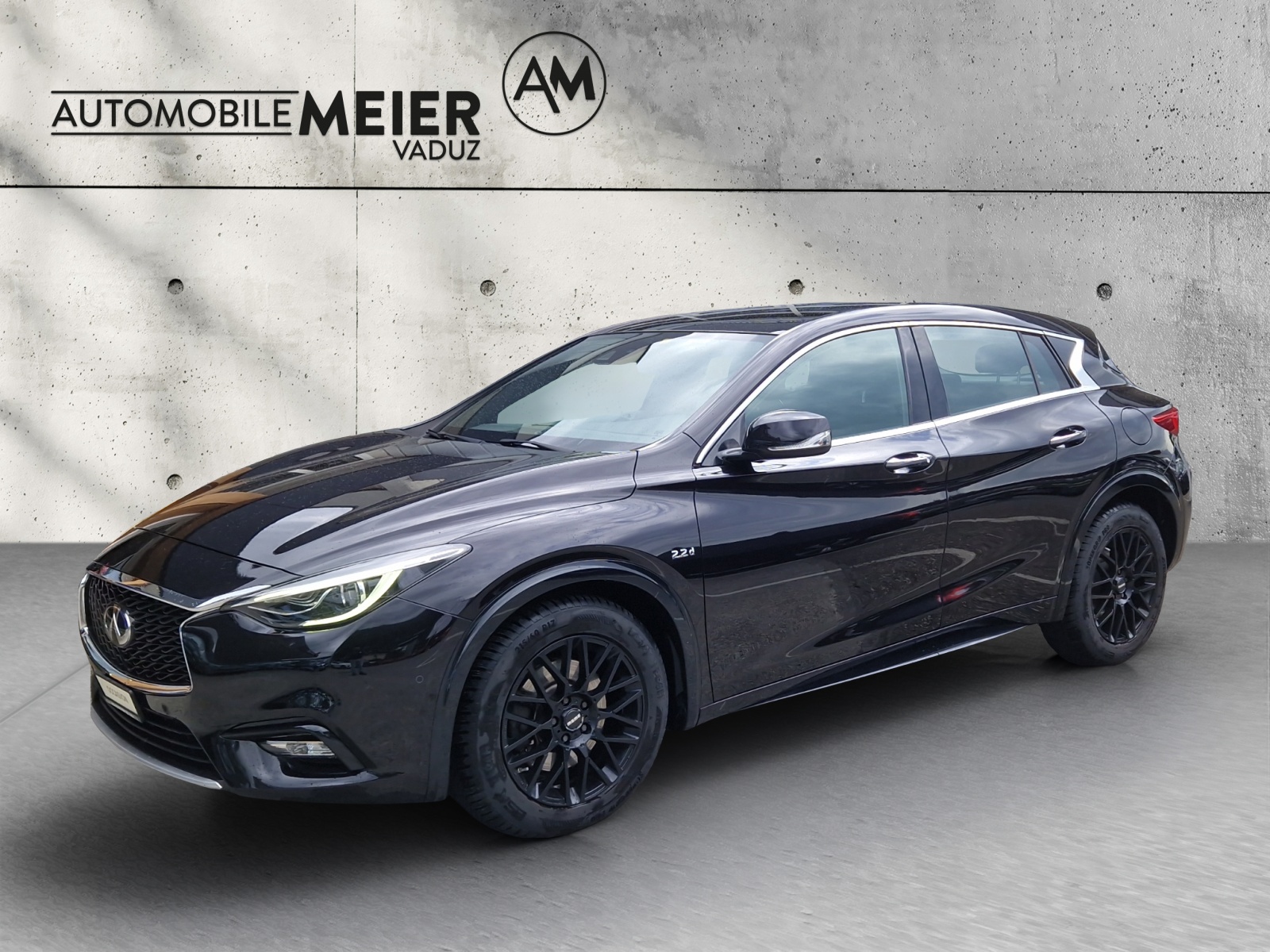 INFINITI Q30 2.2d Premium DCT AWD-image-0