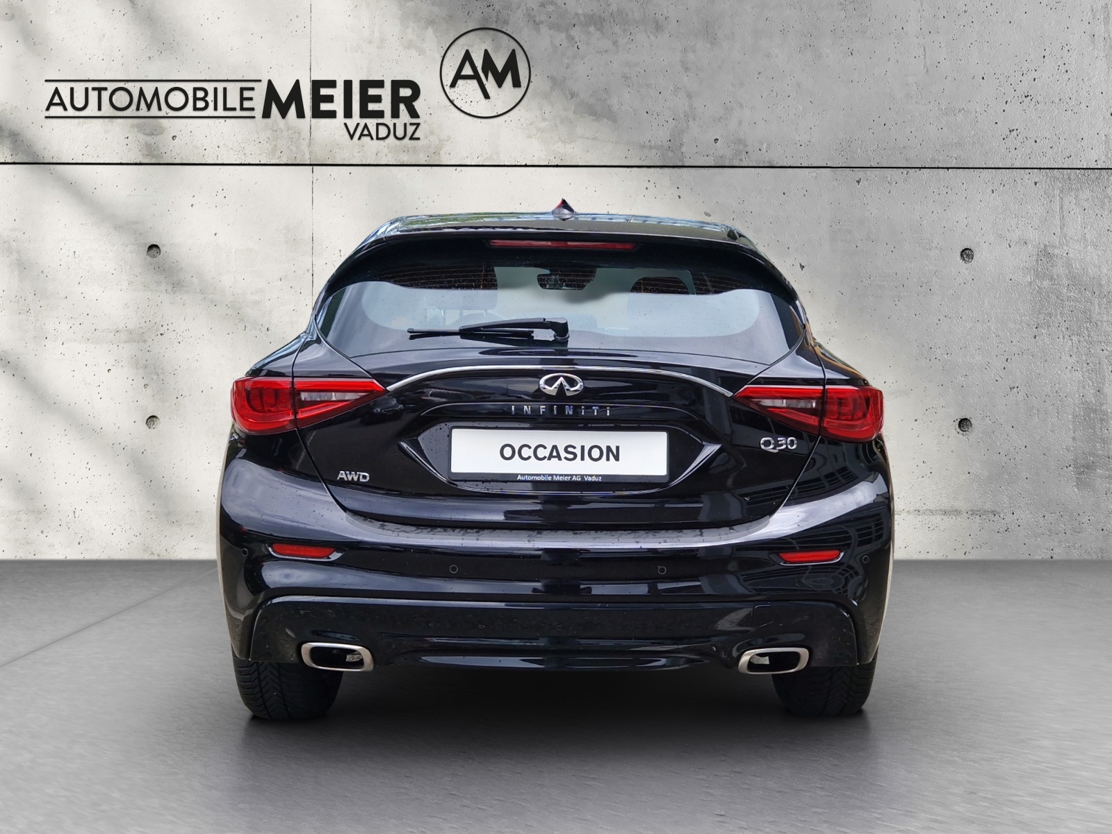 INFINITI Q30 2.2d Premium DCT AWD-image-7
