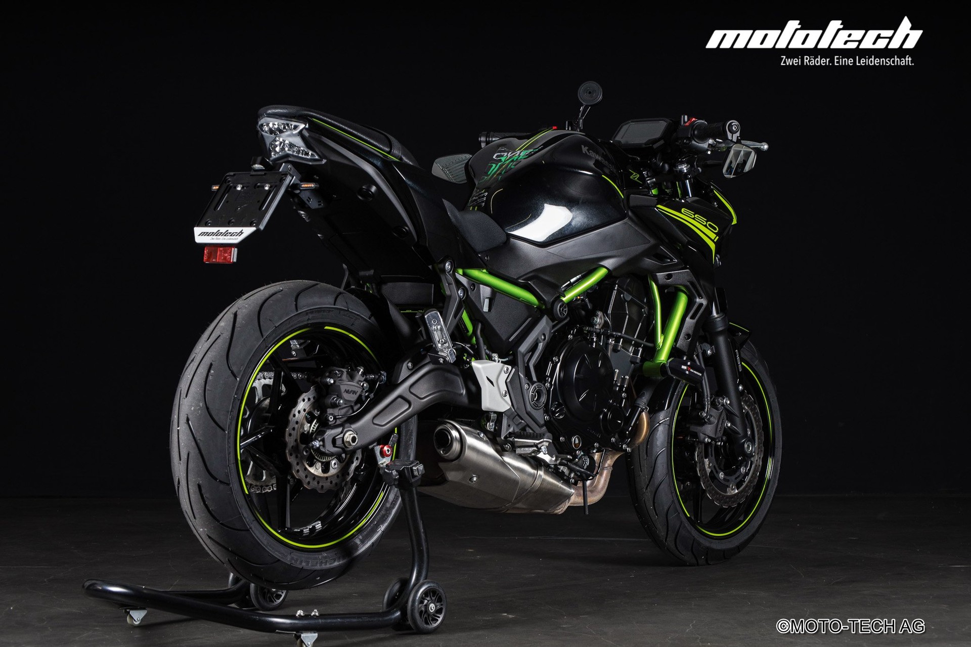 KAWASAKI Z 650 (35kW)-showroom-element-2