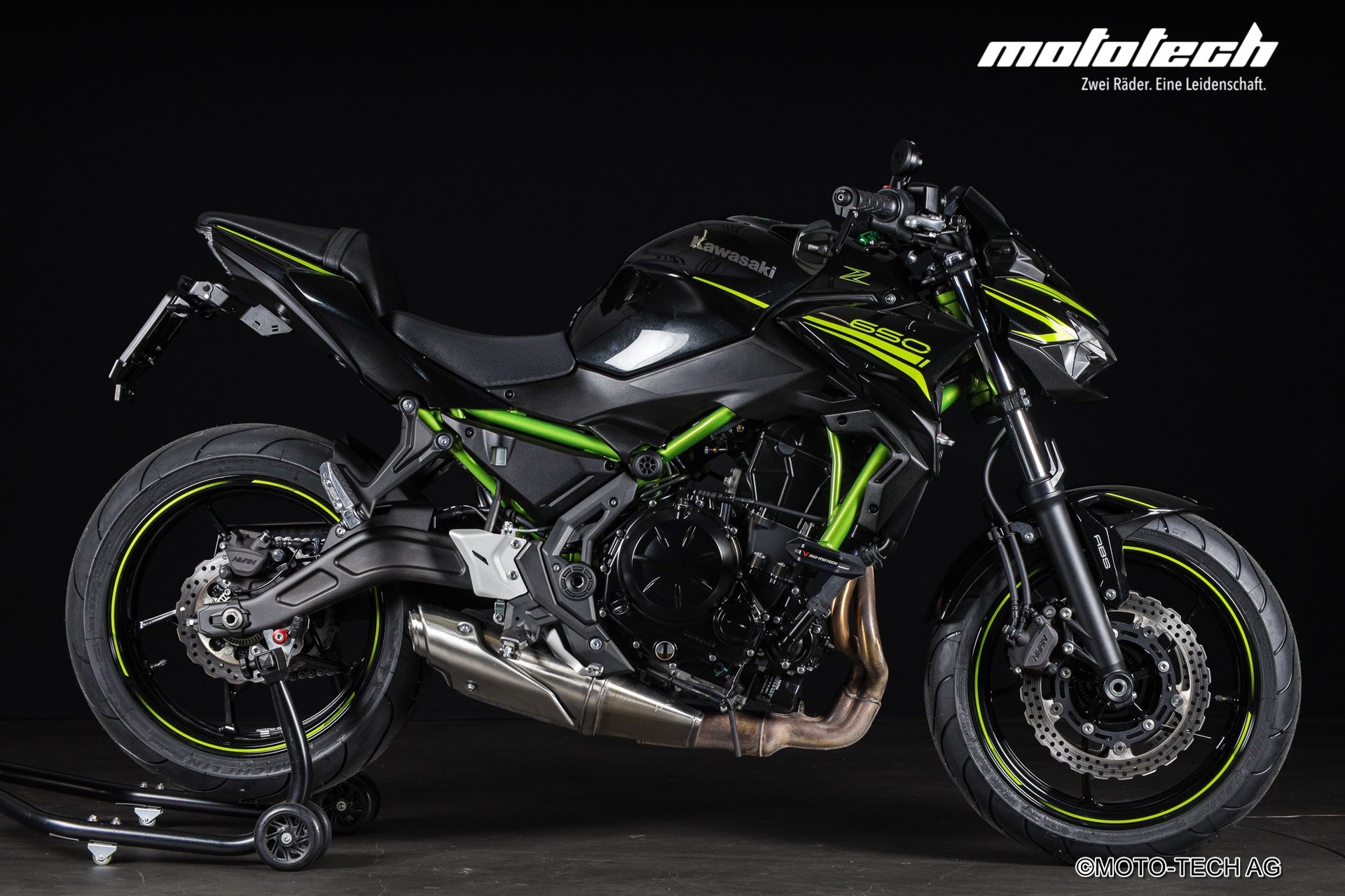 KAWASAKI Z 650 (35kW)-showroom-element-1