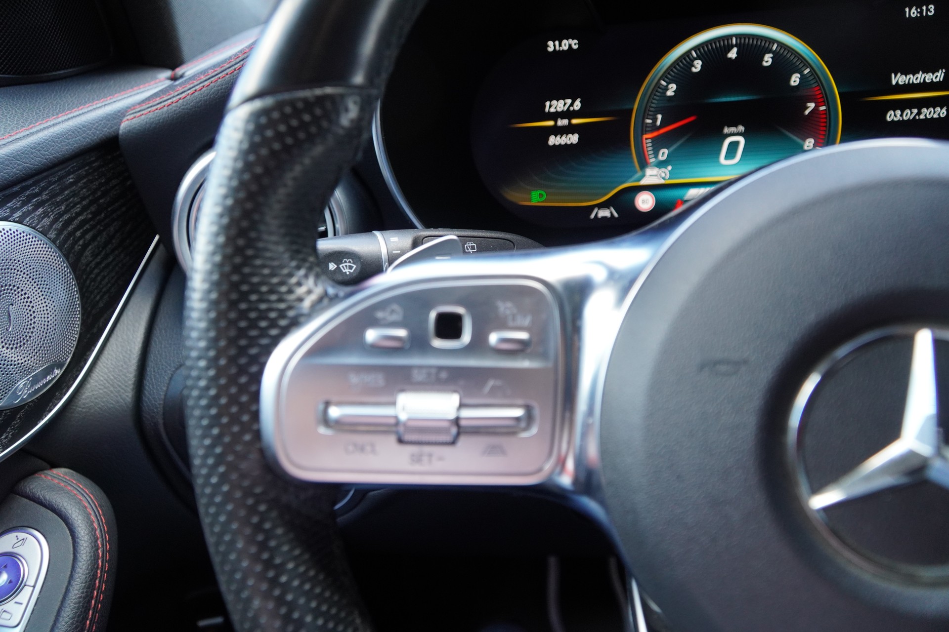 MERCEDES-BENZ GLC 43 AMG 4Matic 9G-Tronic-image-17
