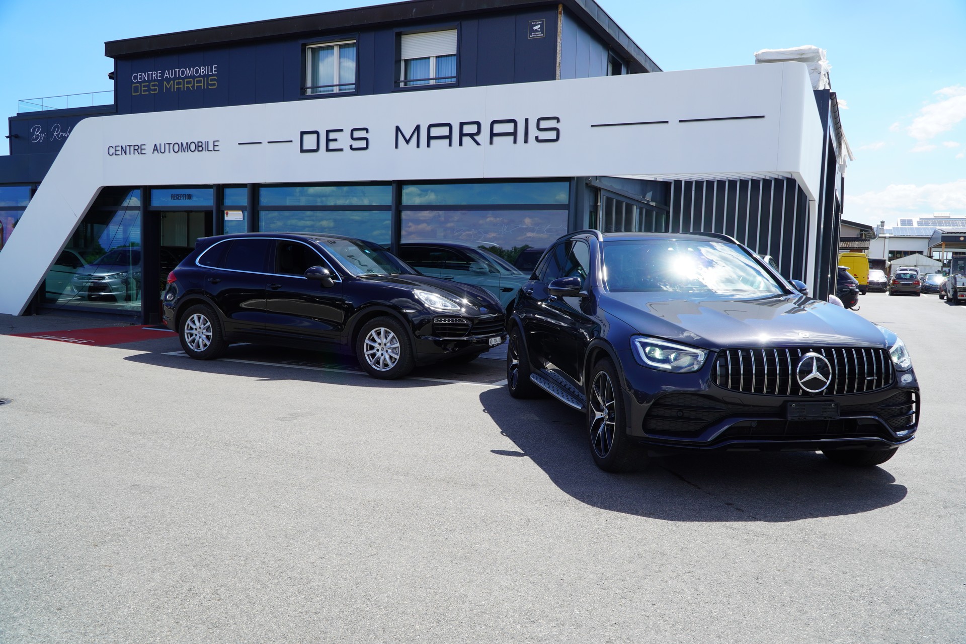 MERCEDES-BENZ GLC 43 AMG 4Matic 9G-Tronic-image-2