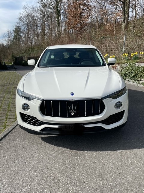 MASERATI 3.0 V6 D Essence-image-0