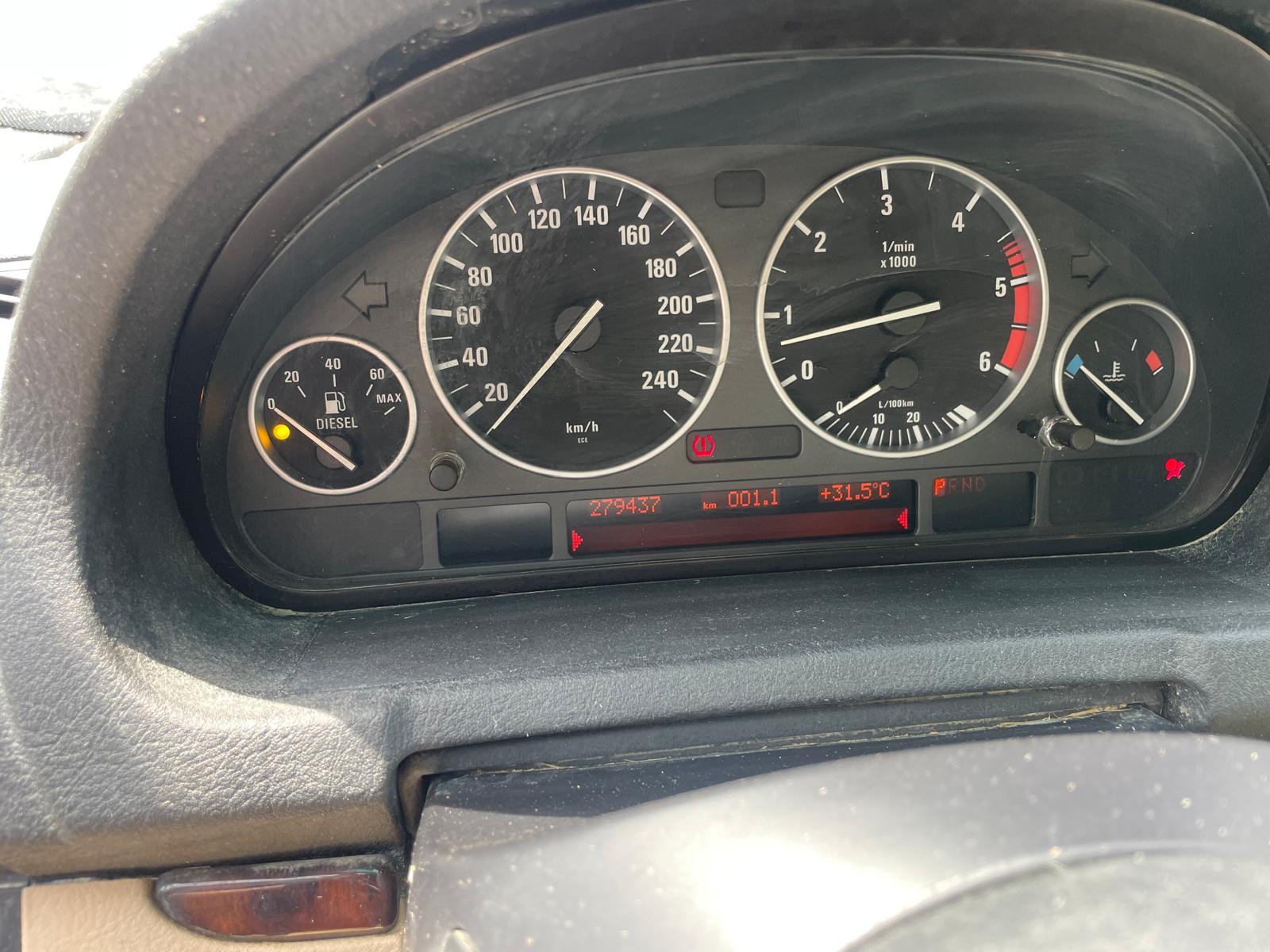 BMW X5 3.0d Automatic-image-12