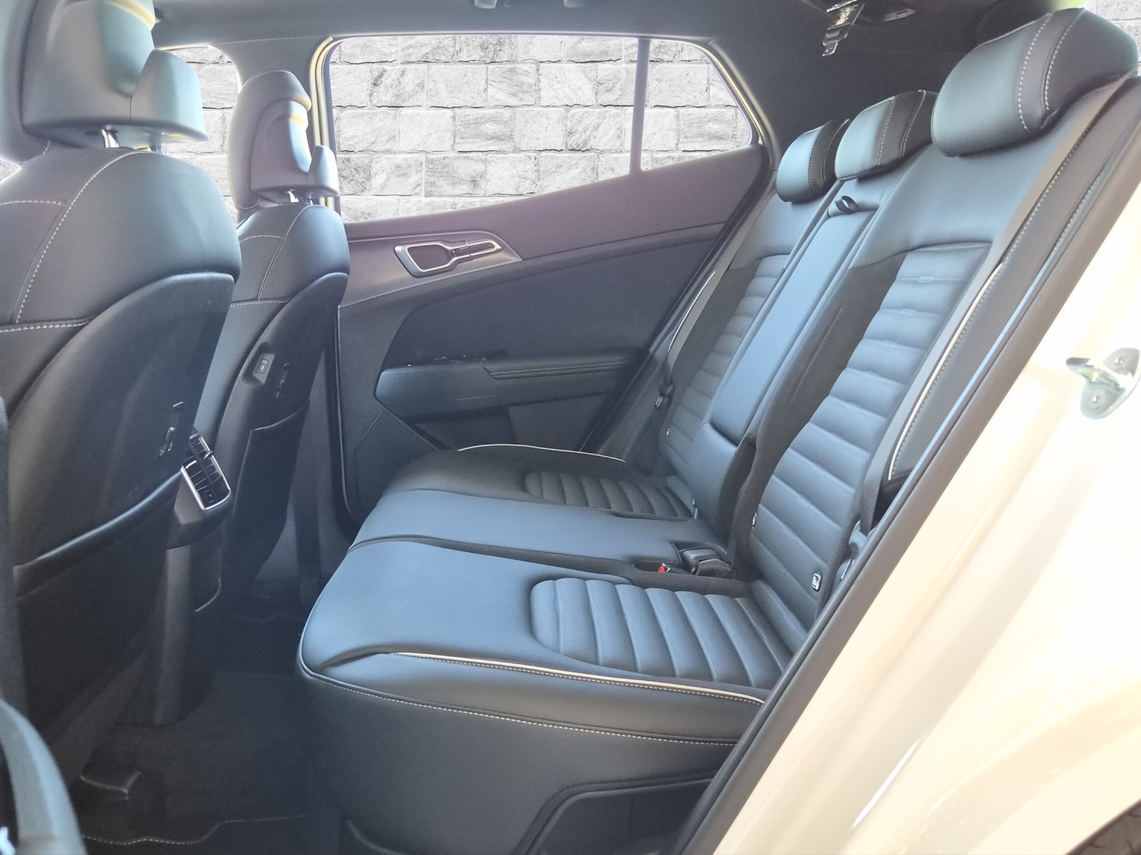 KIA Sportage 1.6 T-GDi Hybrid GT-Line-image-7