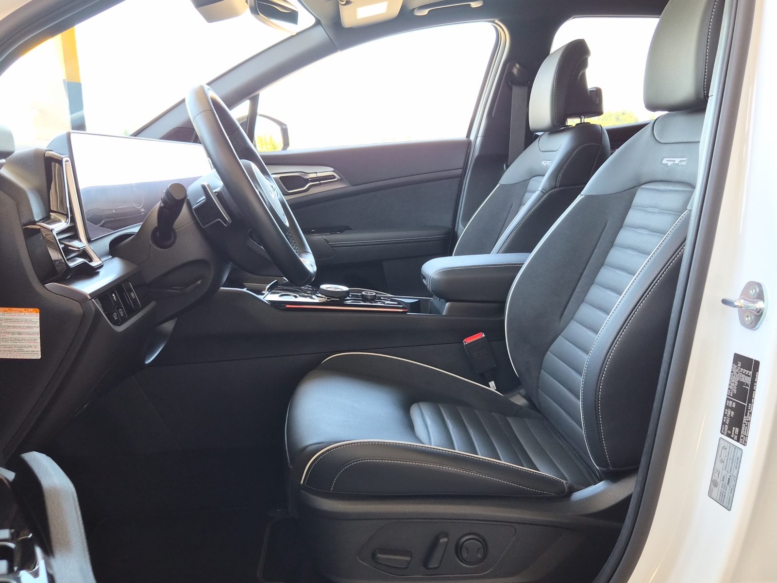 KIA Sportage 1.6 T-GDi Hybrid GT-Line-image-6