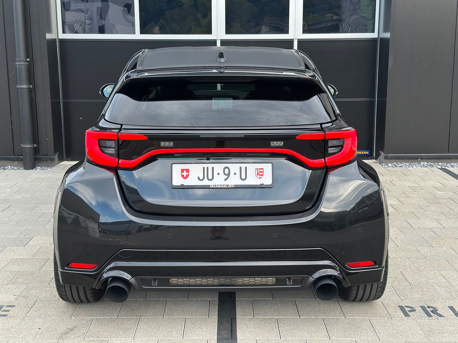 TOYOTA Yaris 1.6 GR Sport-image-7