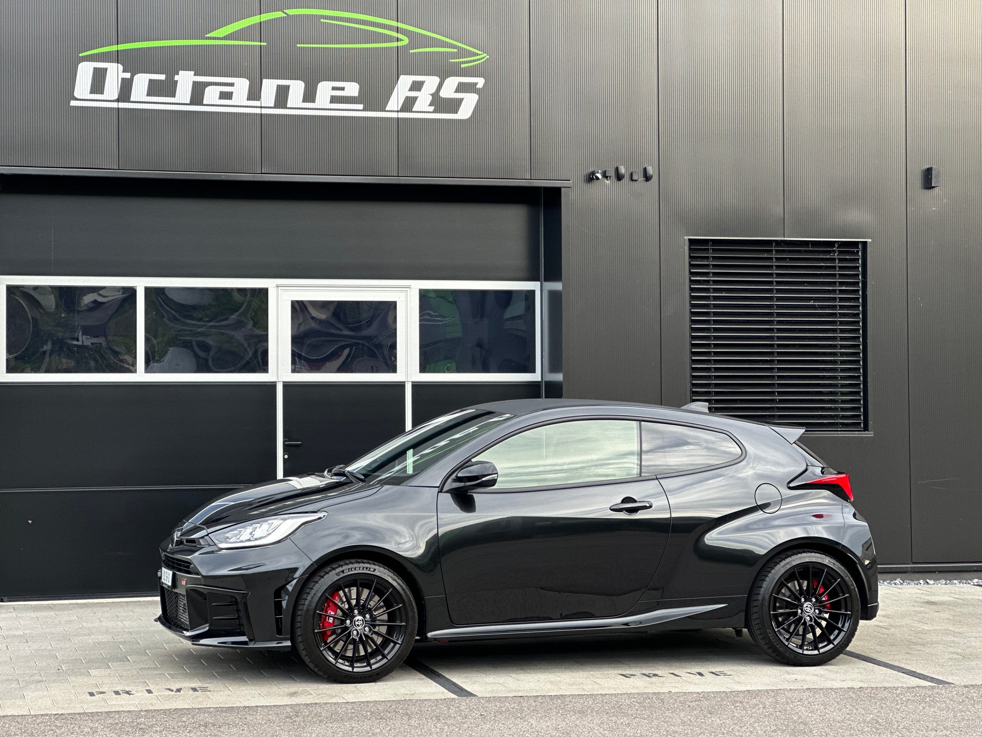 TOYOTA Yaris 1.6 GR Sport-image-8