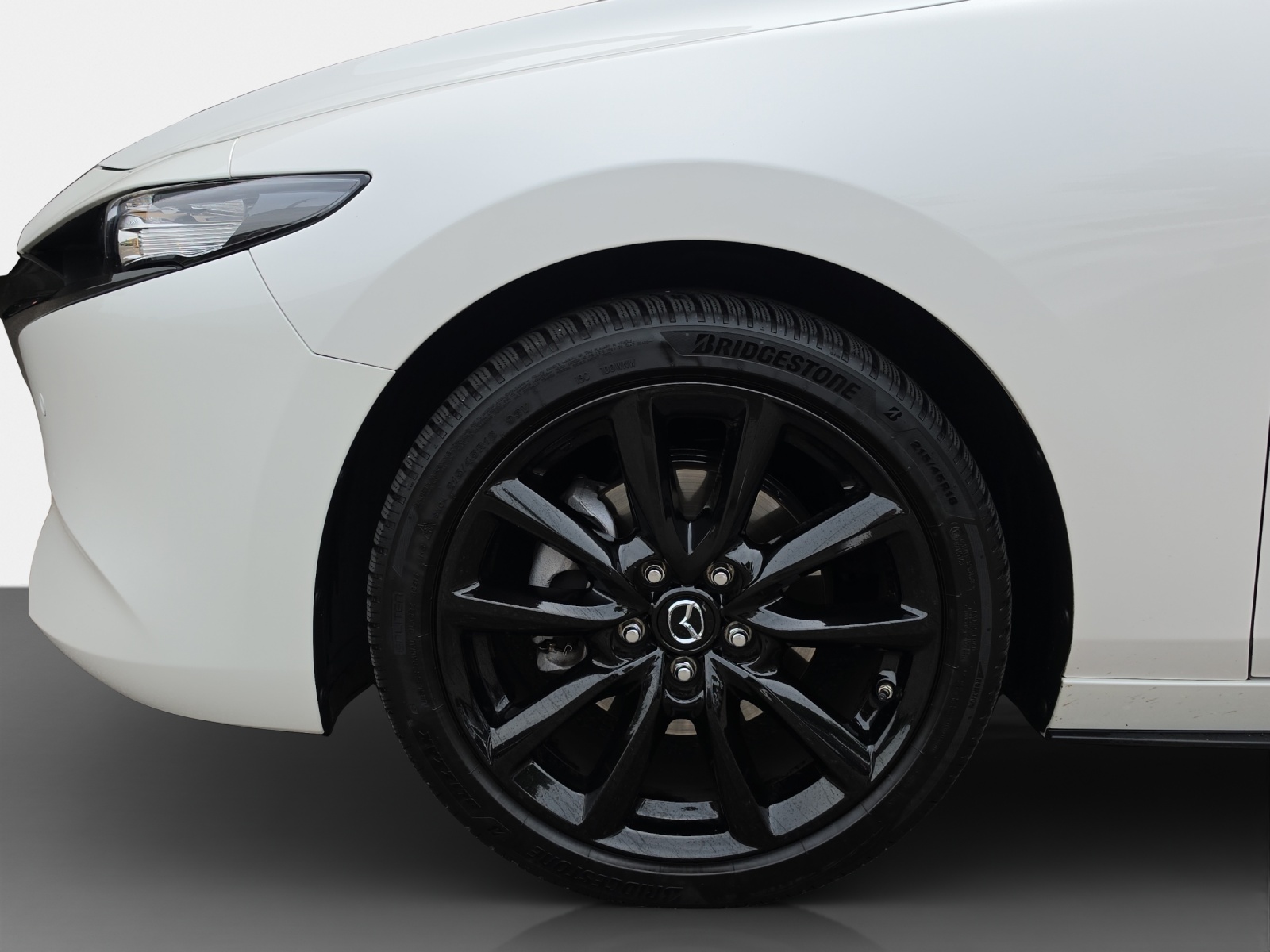 MAZDA 3 2.0/186 Homura-image-8