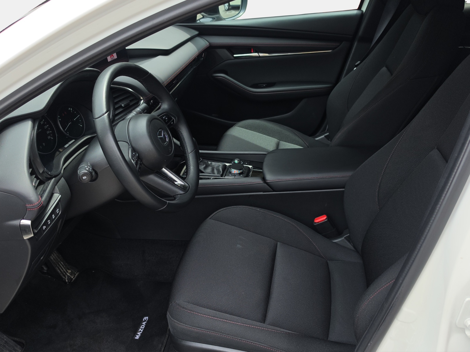 MAZDA 3 2.0/186 Homura-image-9