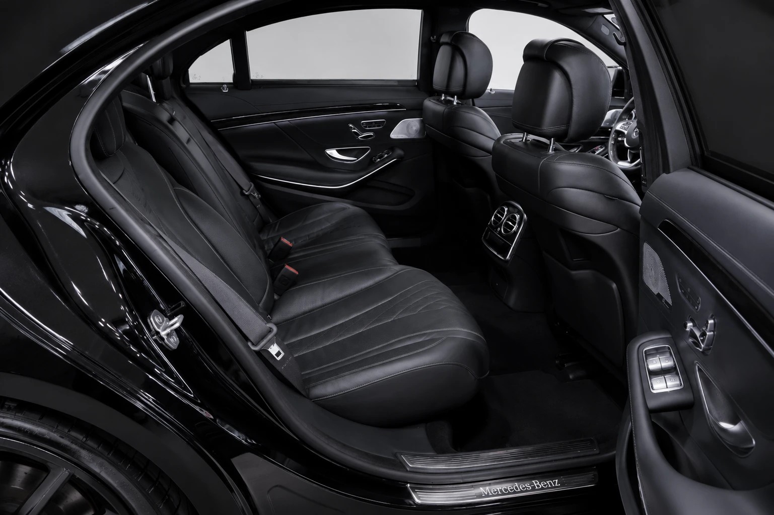 MERCEDES-BENZ S 500 V8 4matic lang S63-UMBAU-image-7