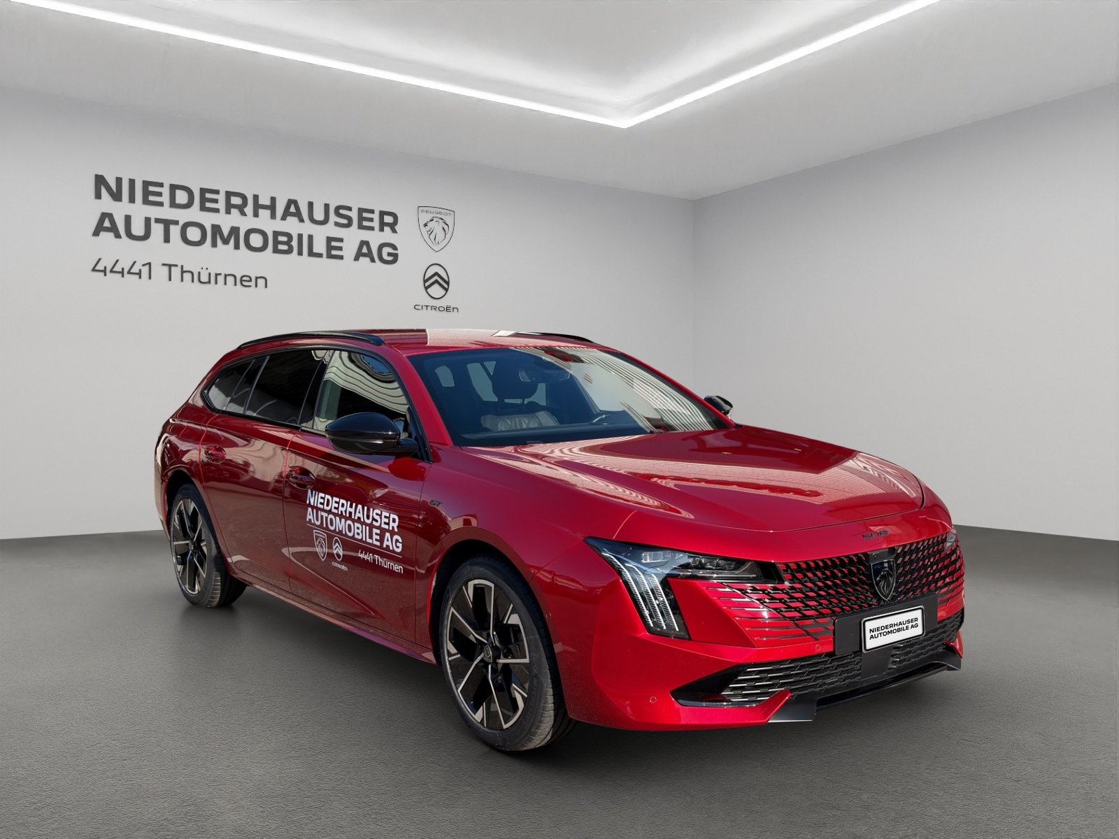 PEUGEOT 508 SW 1.6 Plug-in Hybrid GT-image-0