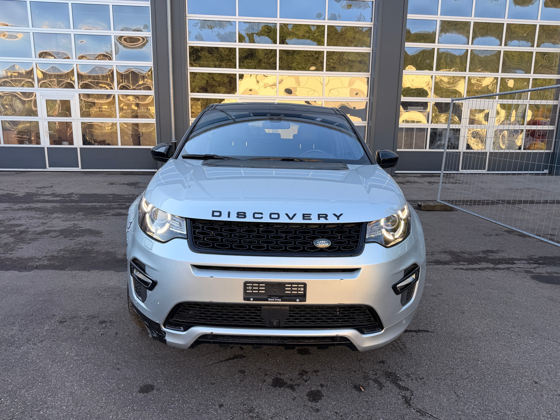 LAND ROVER Discovery Sport 2.0 TD4 HSE AT9