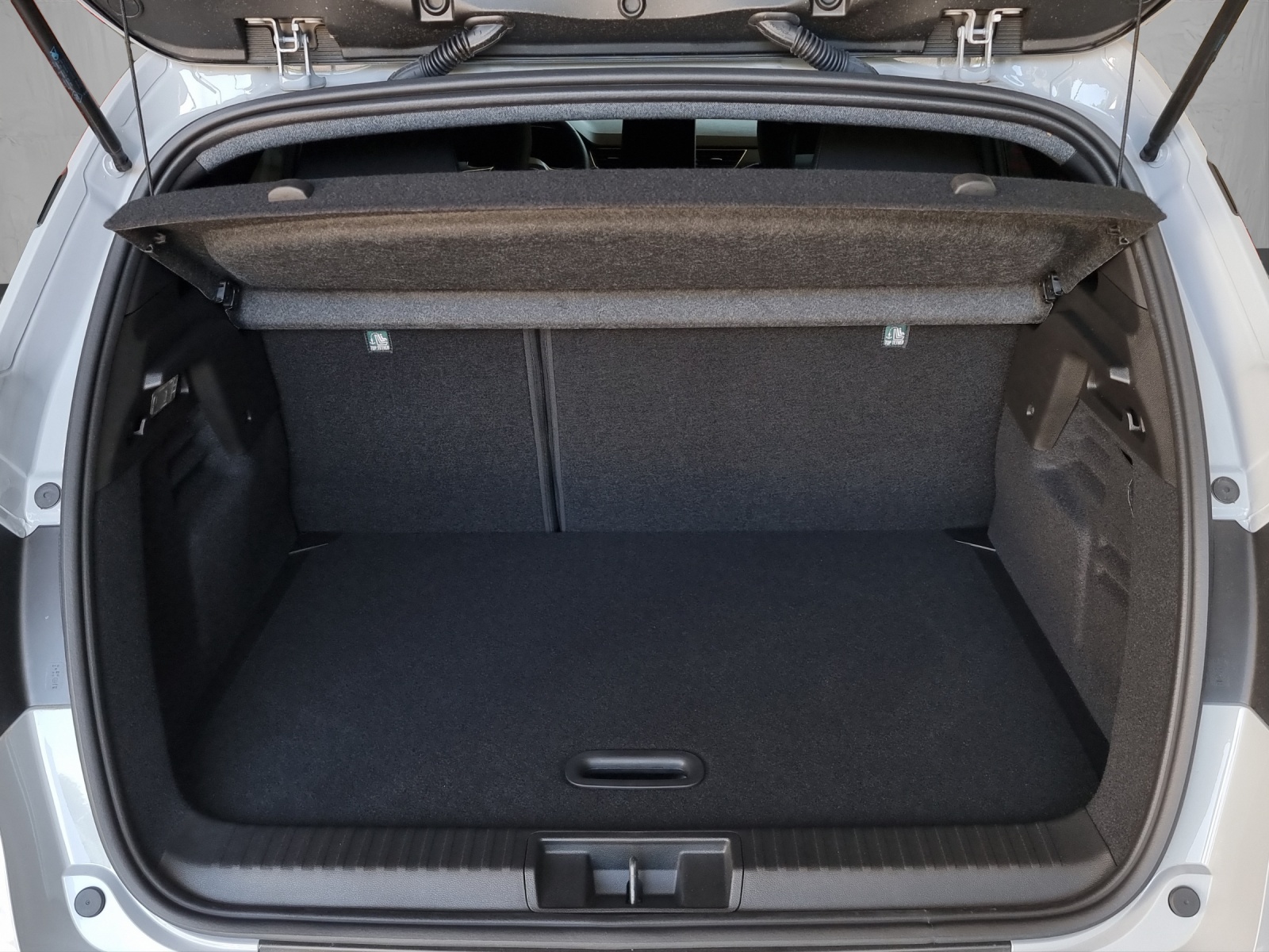 RENAULT Captur 1.8 E-Tech esprit Alpin-image-9