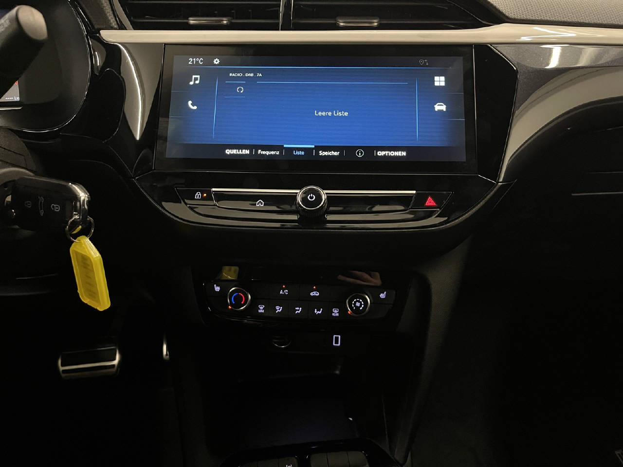 OPEL Corsa 1.2 T Hybrid Viva-image-8