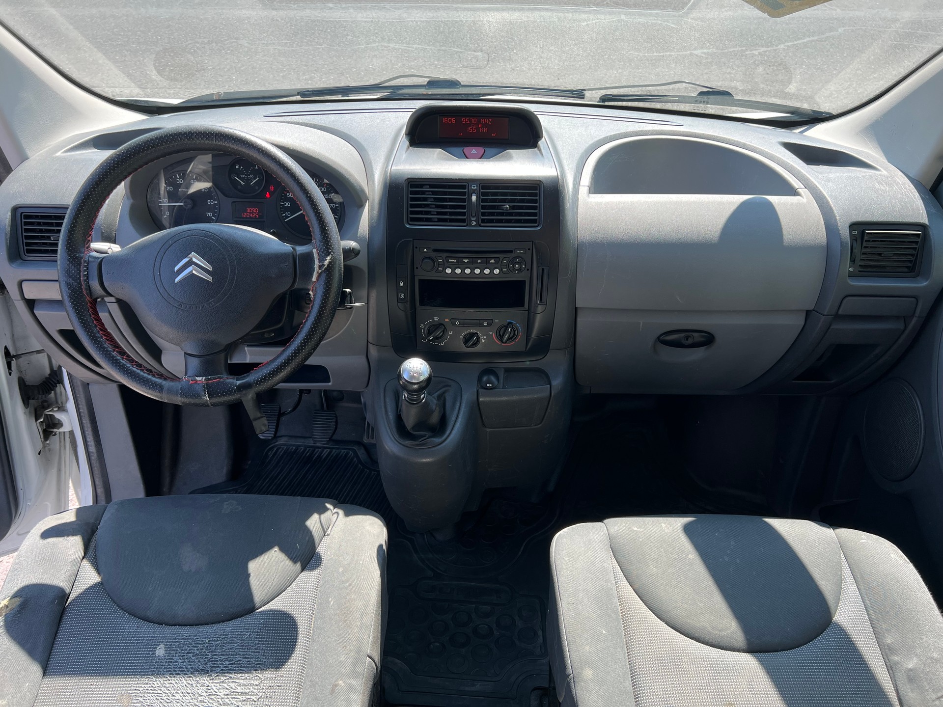 CITROEN Jumpy 2.0 HDi 12 L2H1-image-13