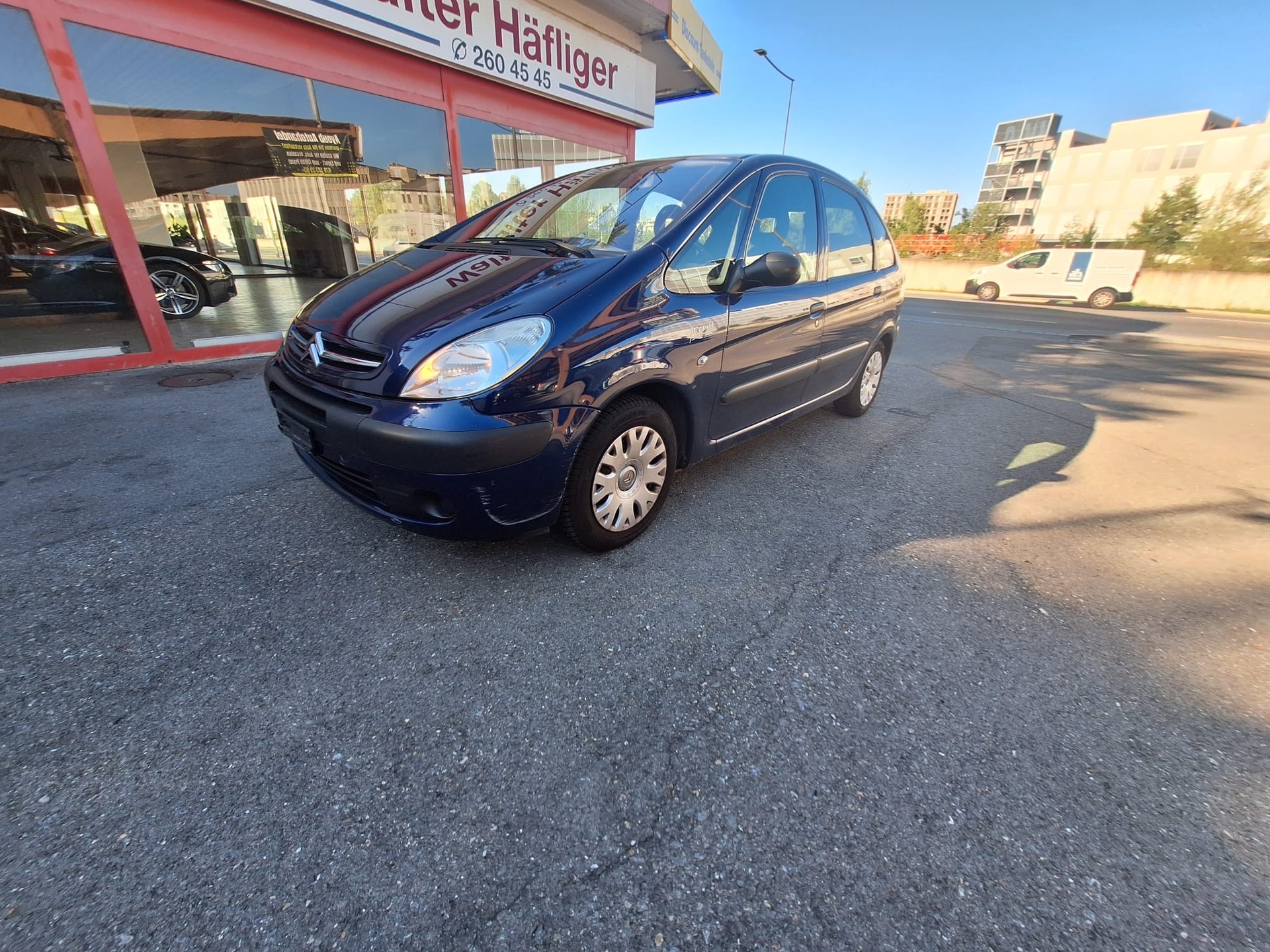 CITROEN Xsara Picasso 1.6i 16V Exclusive-image-2