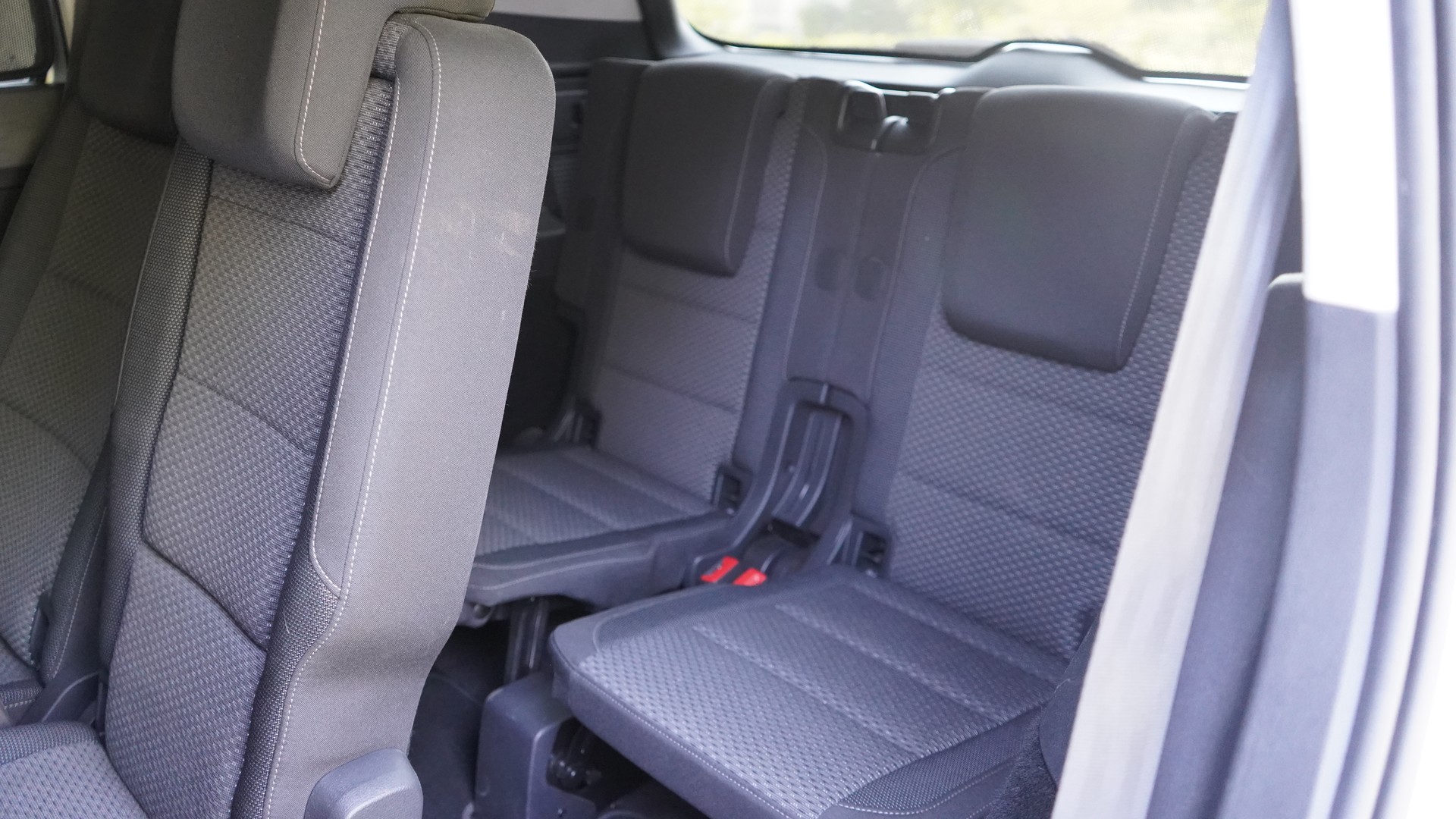 VW Touran 1.4 TSI BlueMotion Technology Trendline DSG-image-13
