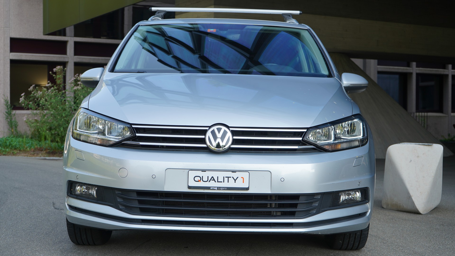 VW Touran 1.4 TSI BlueMotion Technology Trendline DSG-image-1
