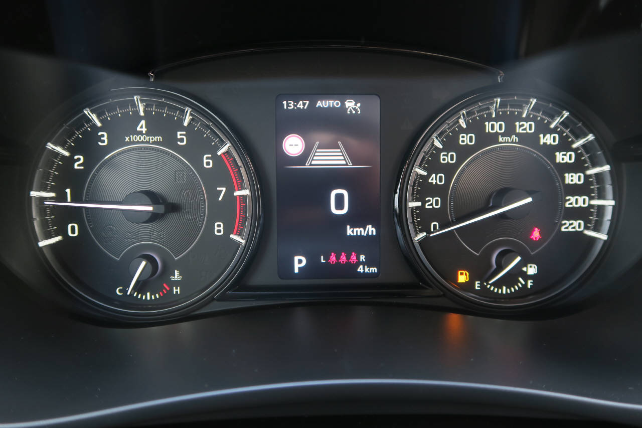 SUZUKI S-Cross 1.4 T Black Edition Top Hybrid 4x4-image-7
