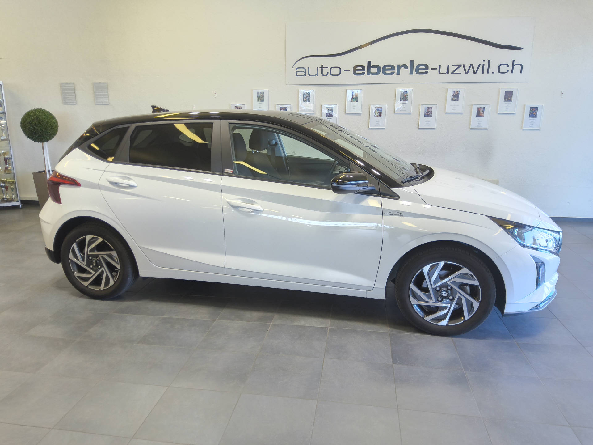 HYUNDAI i20 1.0 T-GDi Amplia-image-7