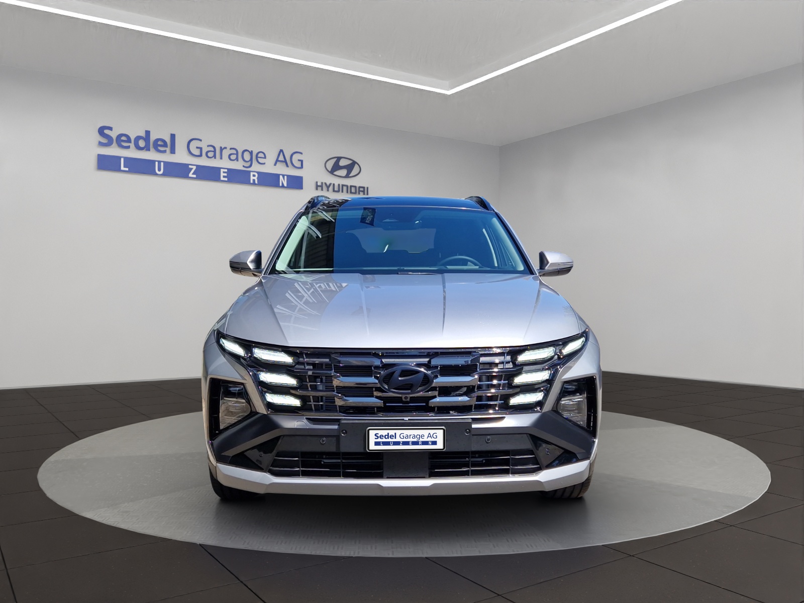 HYUNDAI Tucson 1.6 T-GDi HEV Vertex Swiss Edition 4WD-image-1