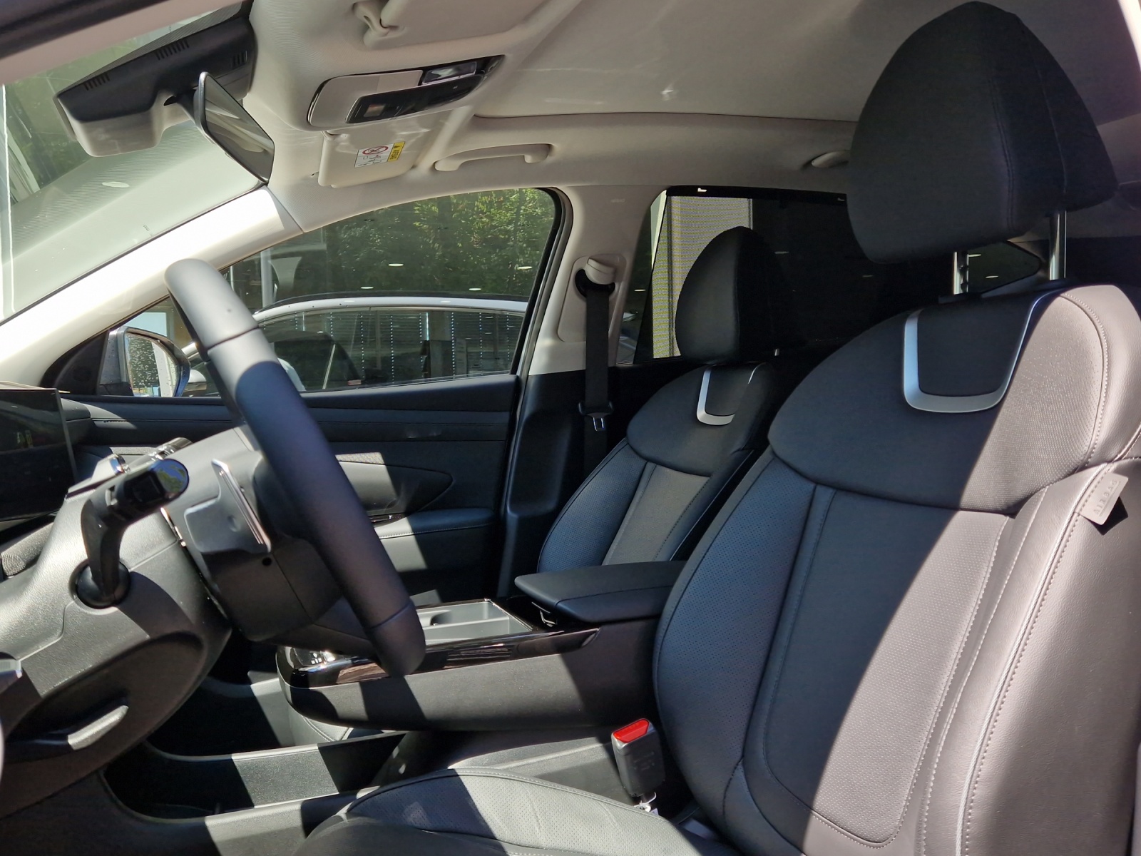 HYUNDAI Tucson 1.6 T-GDi HEV Vertex Swiss Edition 4WD-image-5