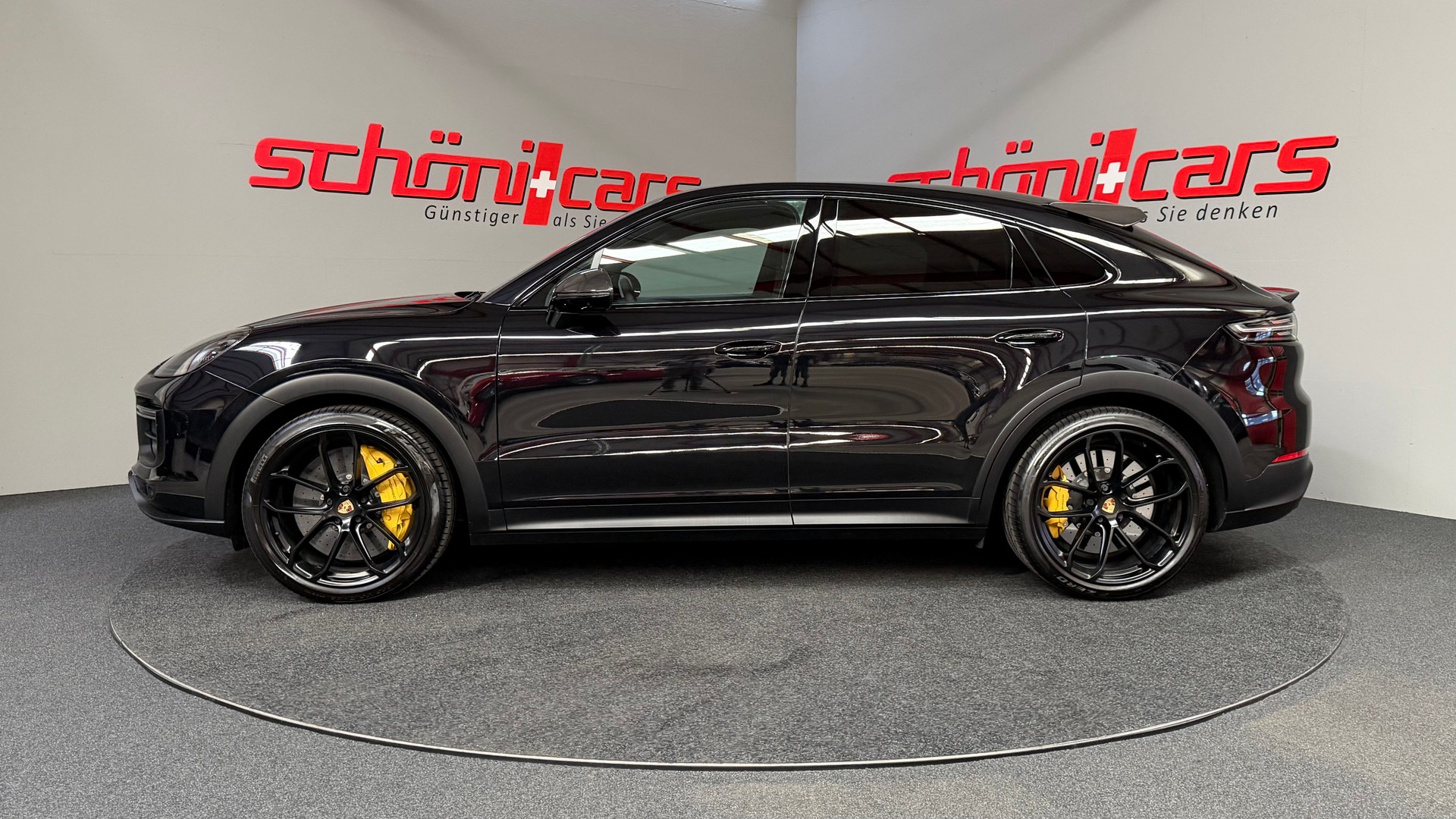 PORSCHE Cayenne Turbo GT incl. Approved-image-2