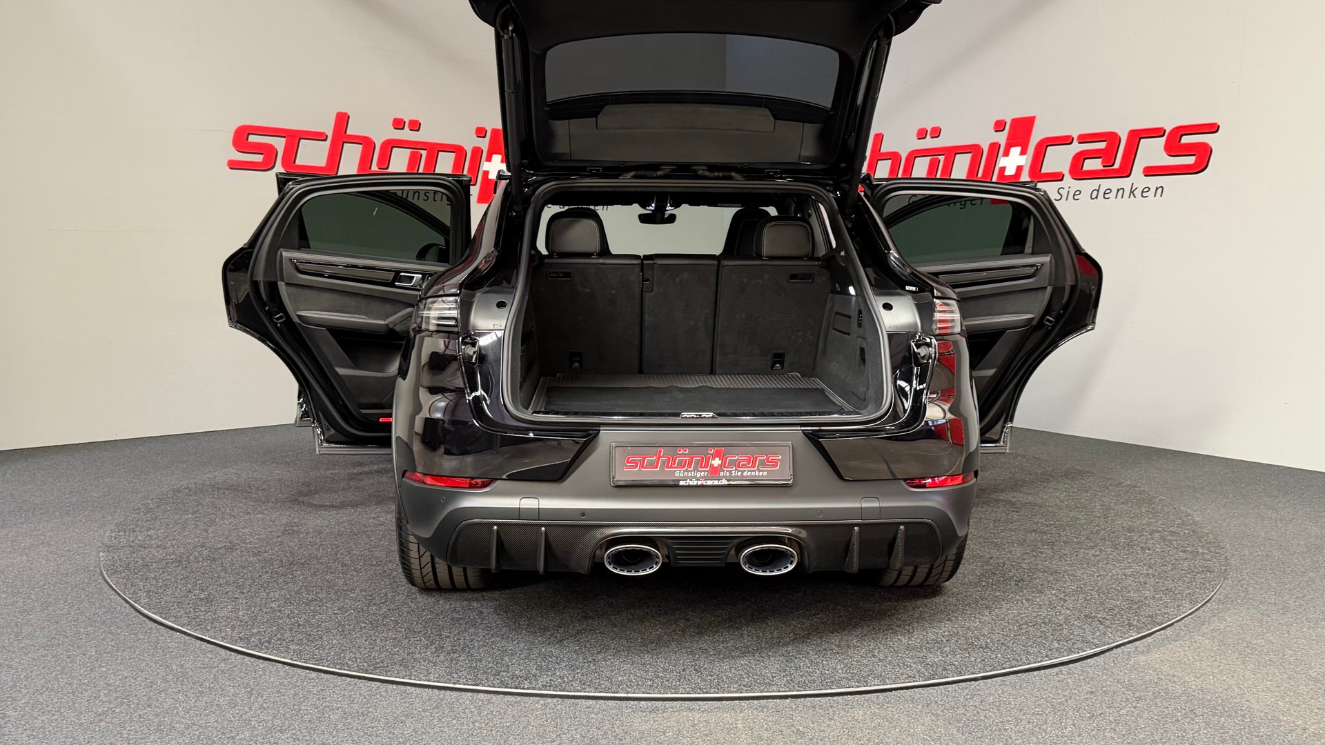 PORSCHE Cayenne Turbo GT incl. Approved-image-5