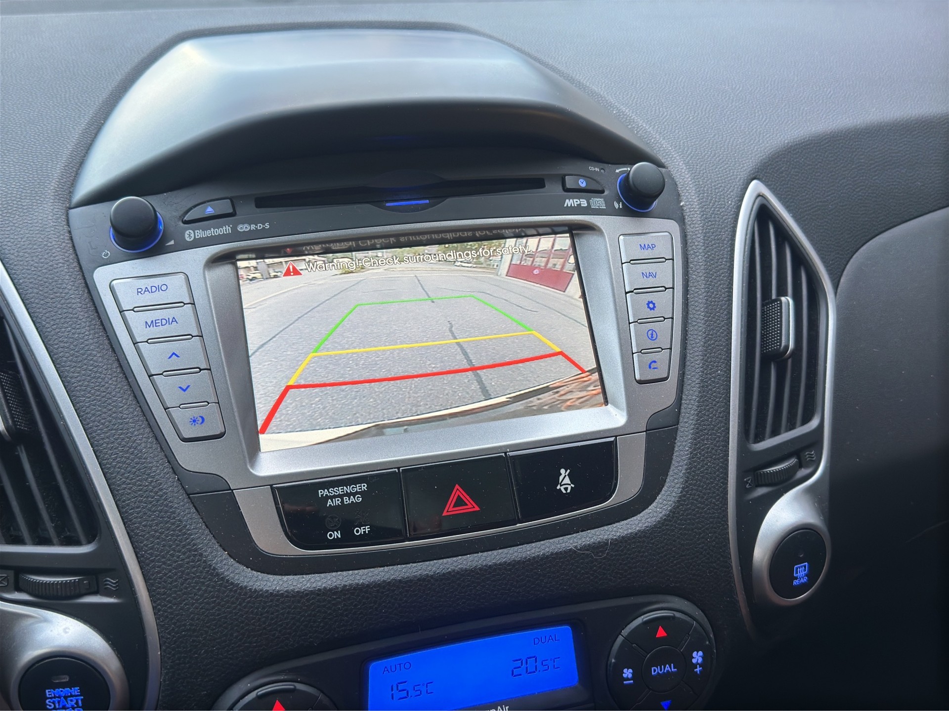HYUNDAI iX 35 2.0 Premium 4WD Automatic-image-26