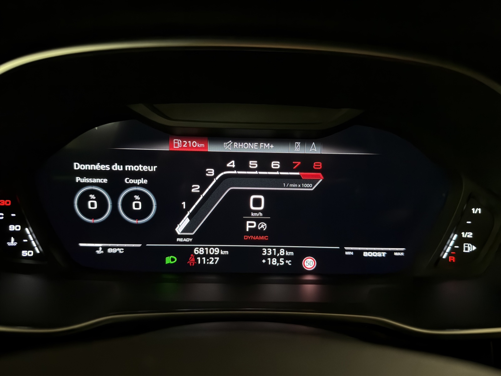 AUDI RS Q3 2.5 TFSI quattro S tronic-image-23