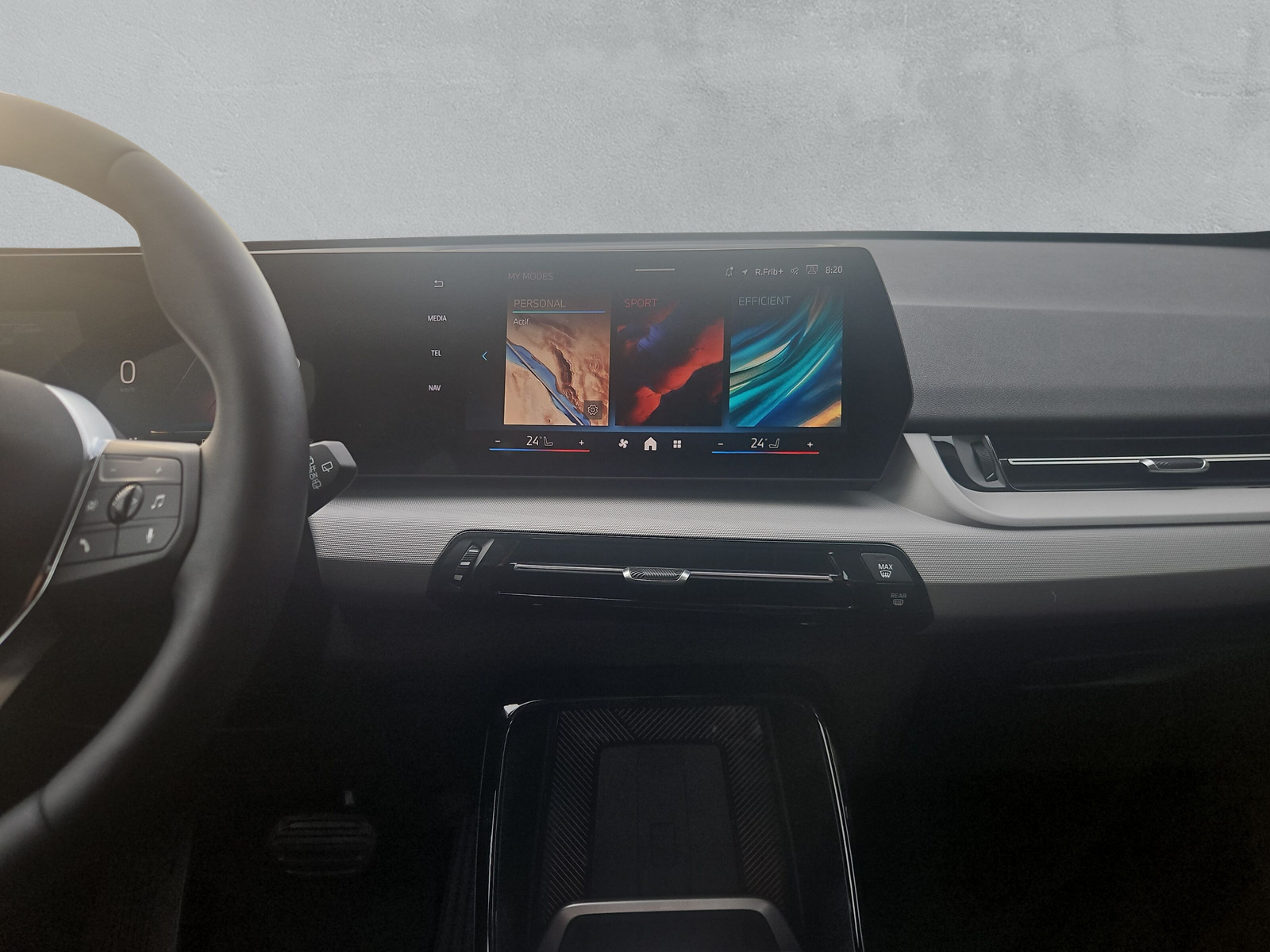 BMW X1 sDrive 18i-image-17