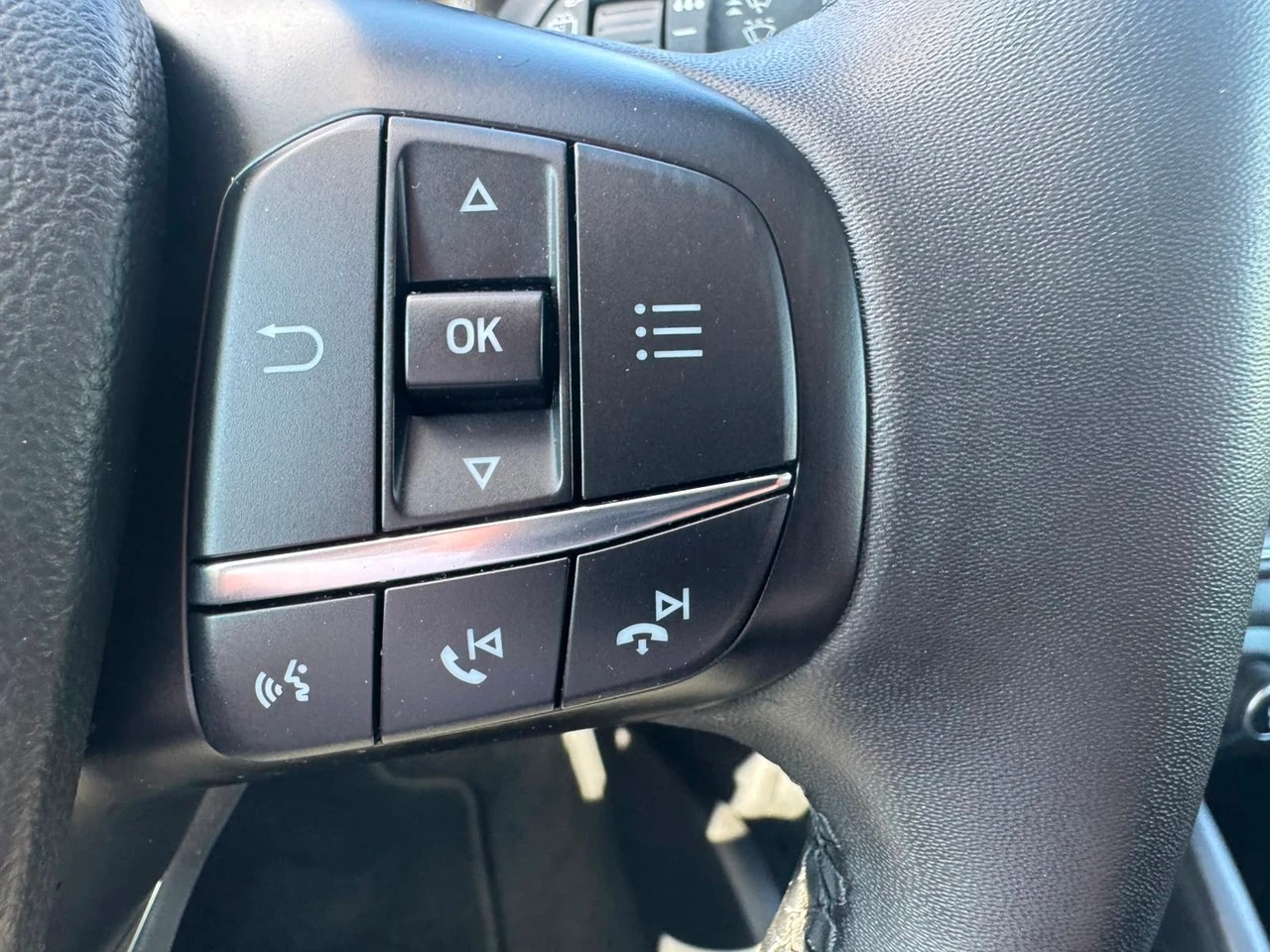 FORD Focus 1.5 TDCi Titanium Automatic-image-14