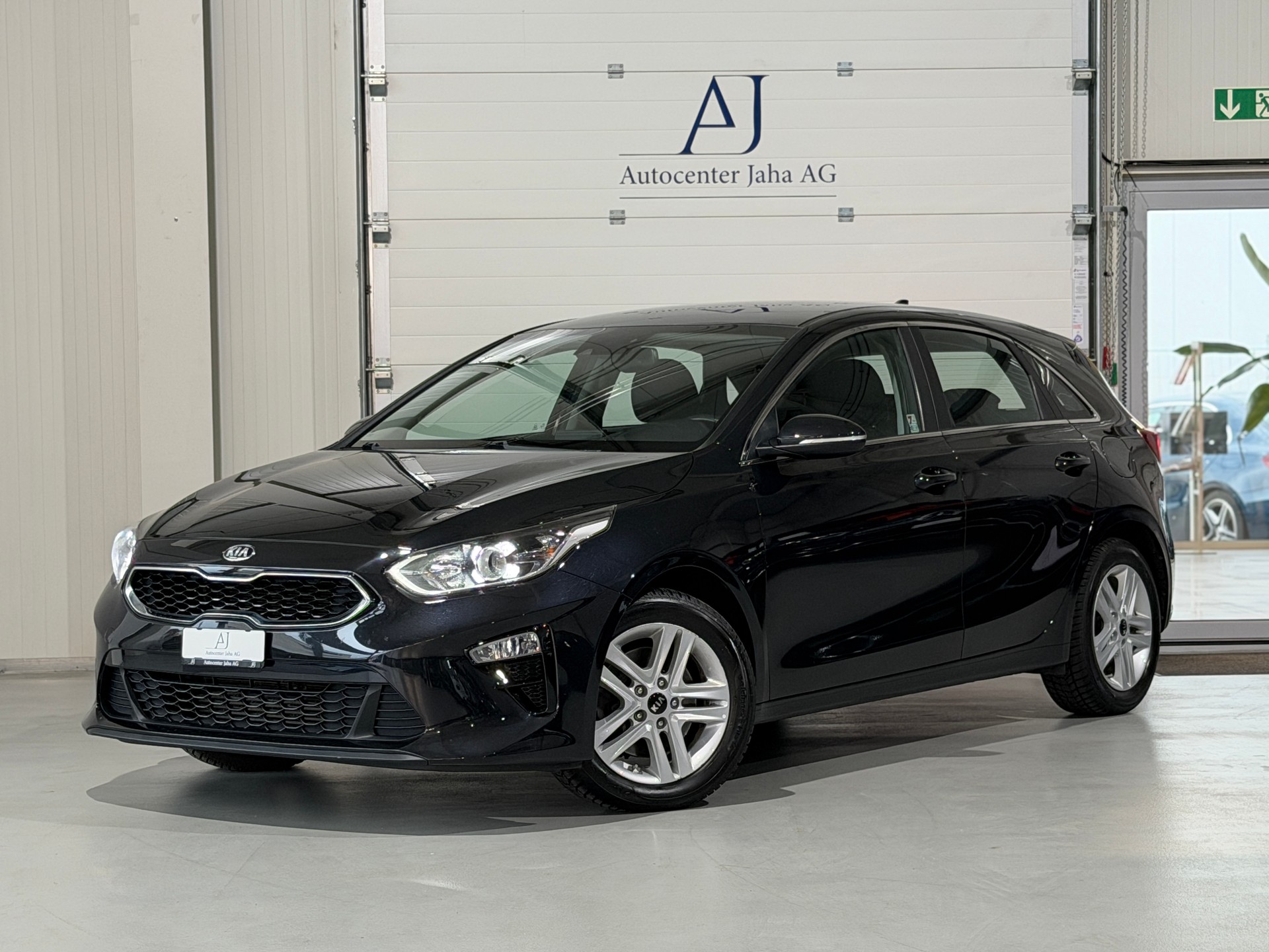 KIA Ceed 1.4 T-GDi Style DCT (CH)-image-0