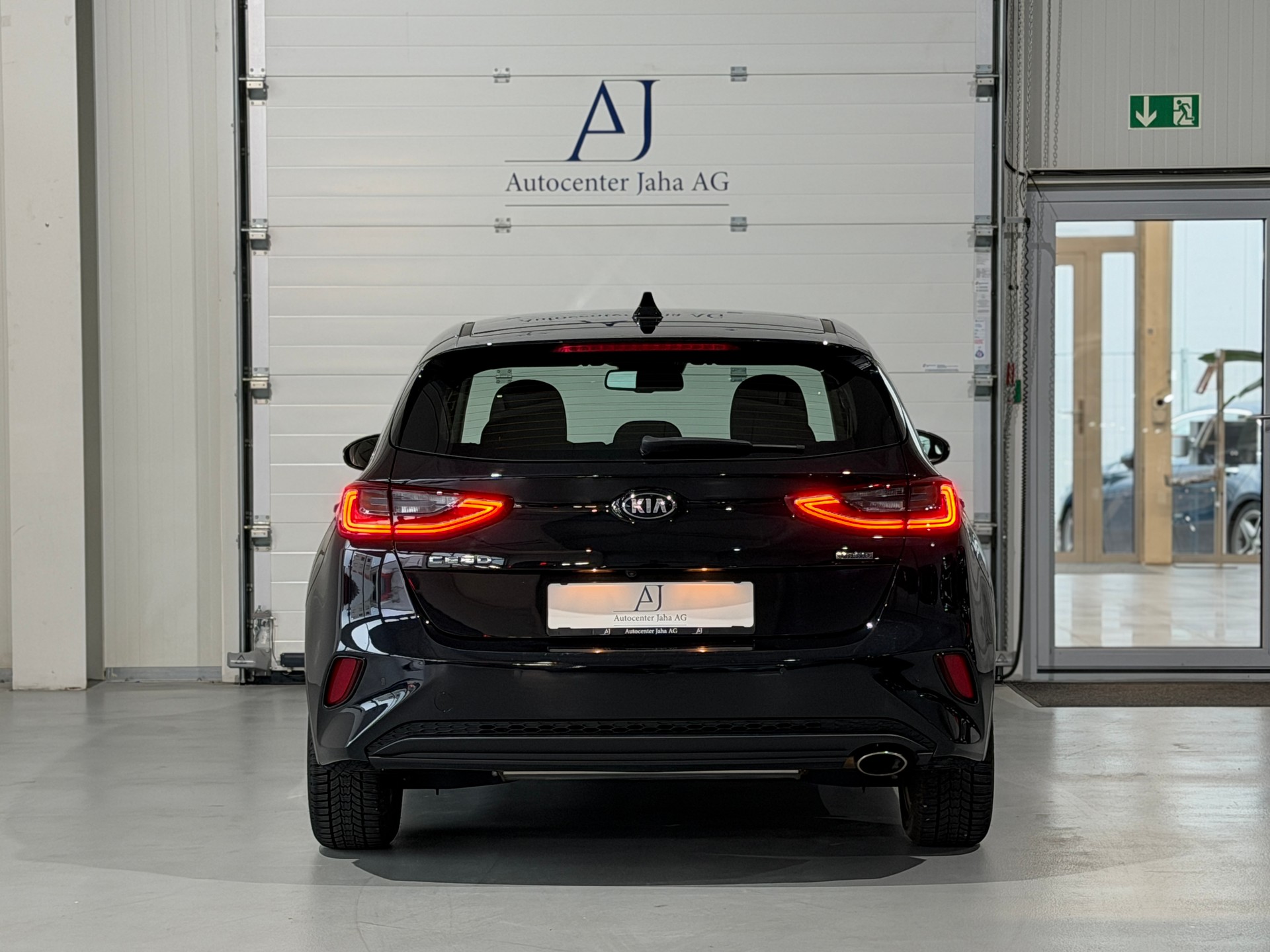 KIA Ceed 1.4 T-GDi Style DCT (CH)-image-15