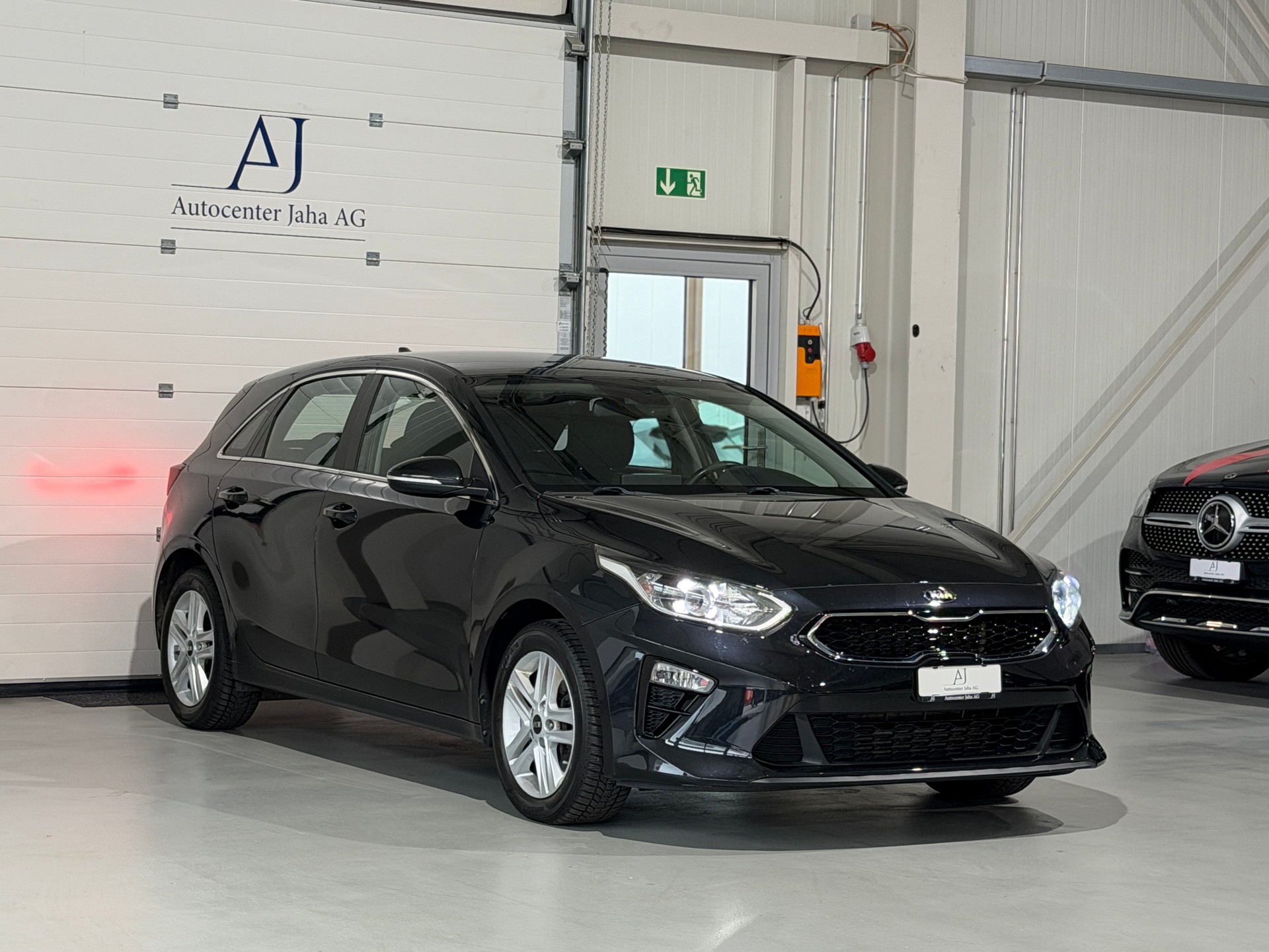KIA Ceed 1.4 T-GDi Style DCT (CH)-image-4