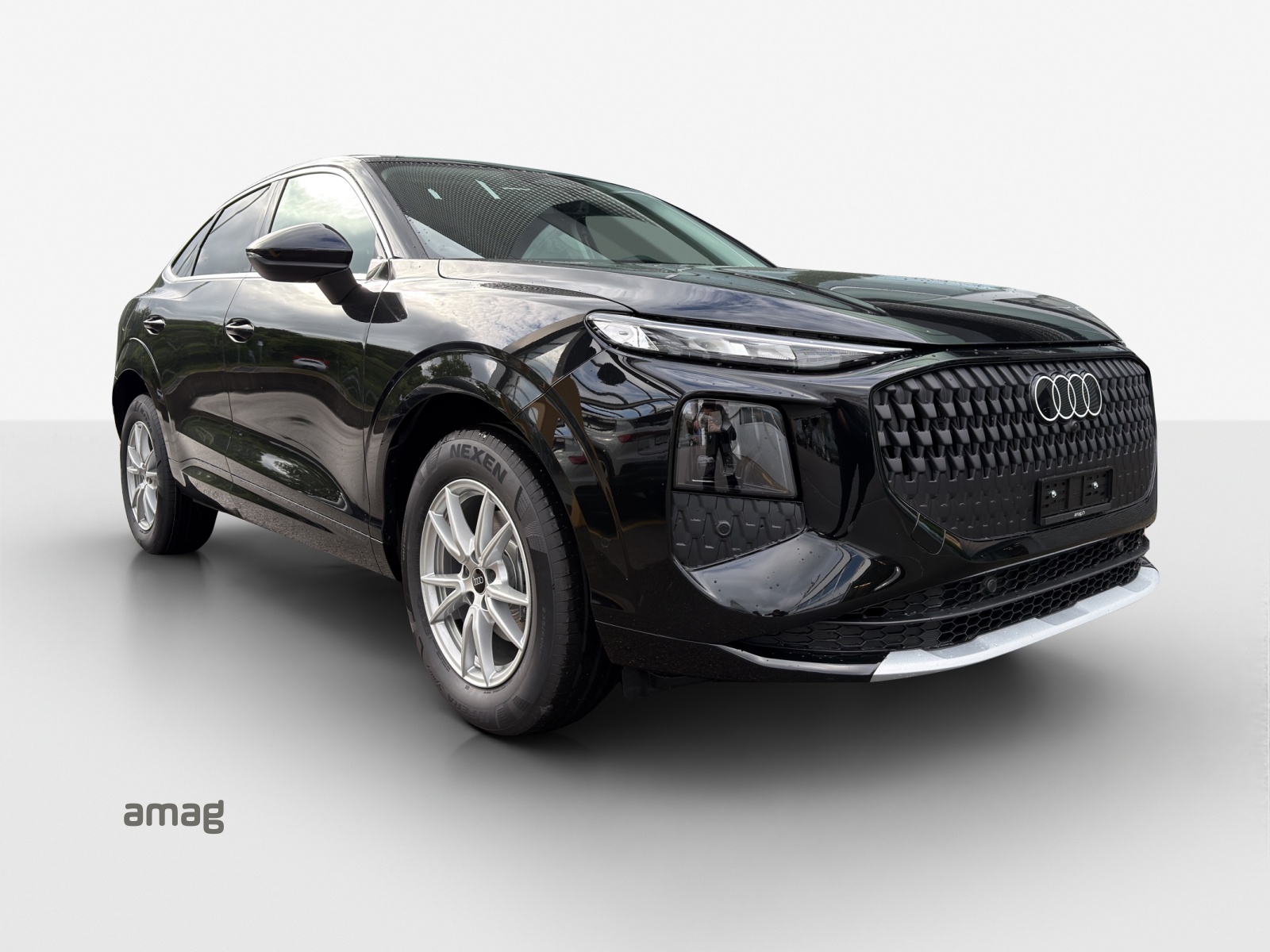 AUDI Q3 Sportback 110 kW TFSI S tronic-image-5