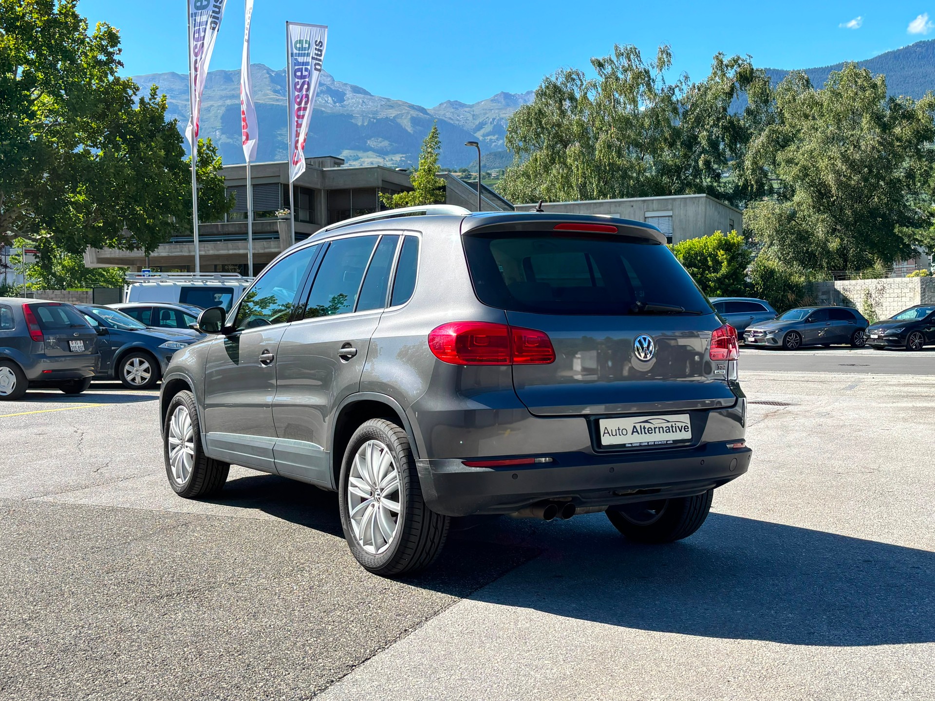 VW Tiguan 1.4 TSI Sport&Style 4Motion-image-8