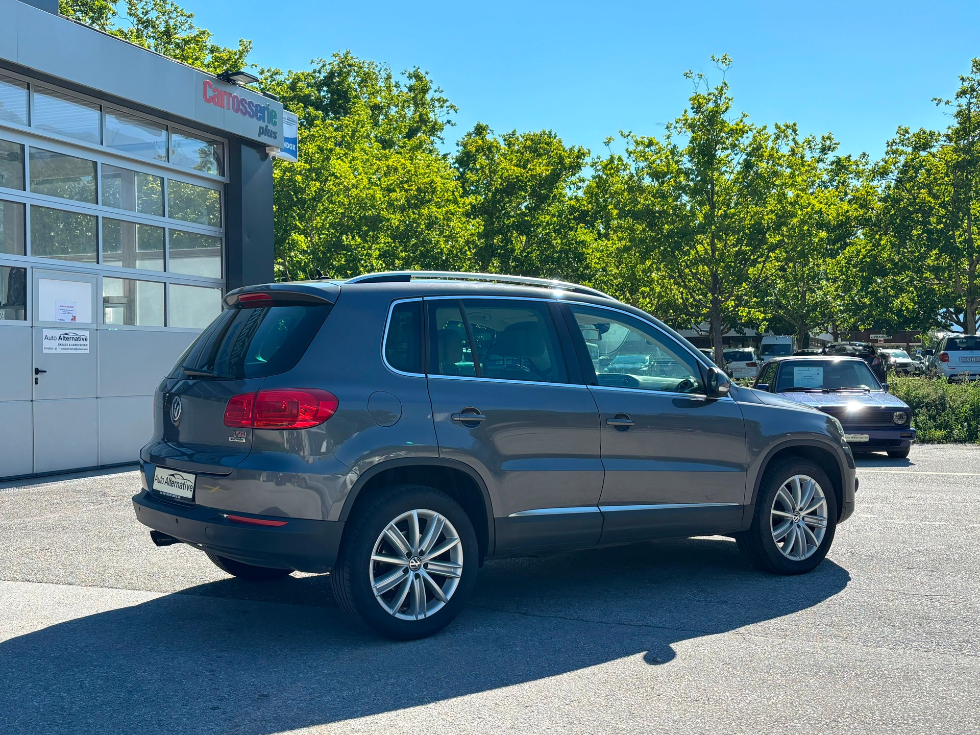VW Tiguan 1.4 TSI Sport&Style 4Motion-image-3