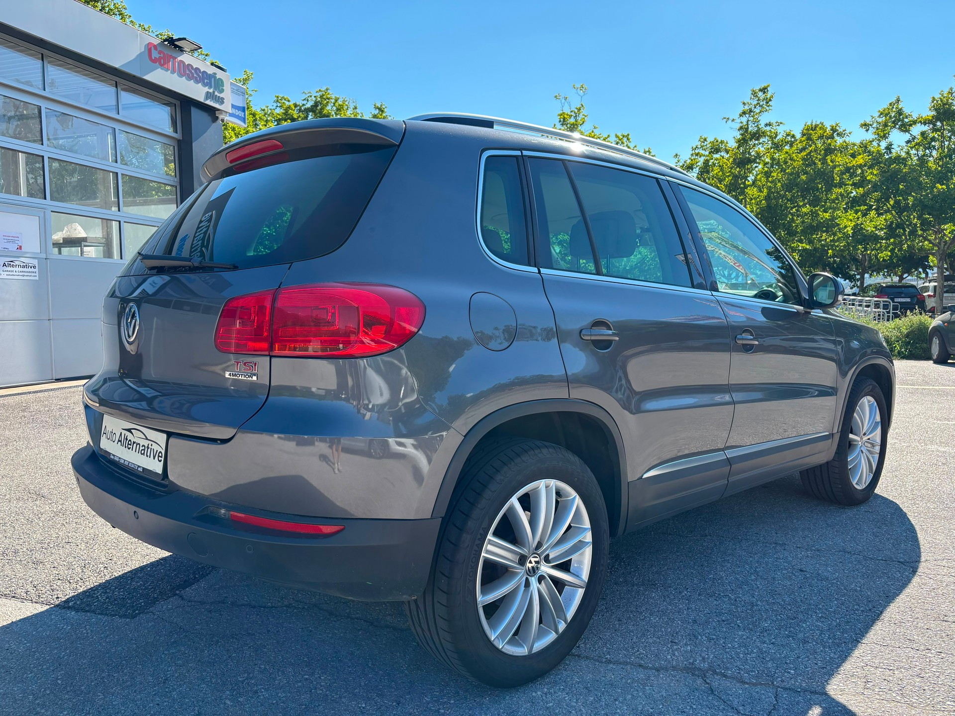 VW Tiguan 1.4 TSI Sport&Style 4Motion-image-21