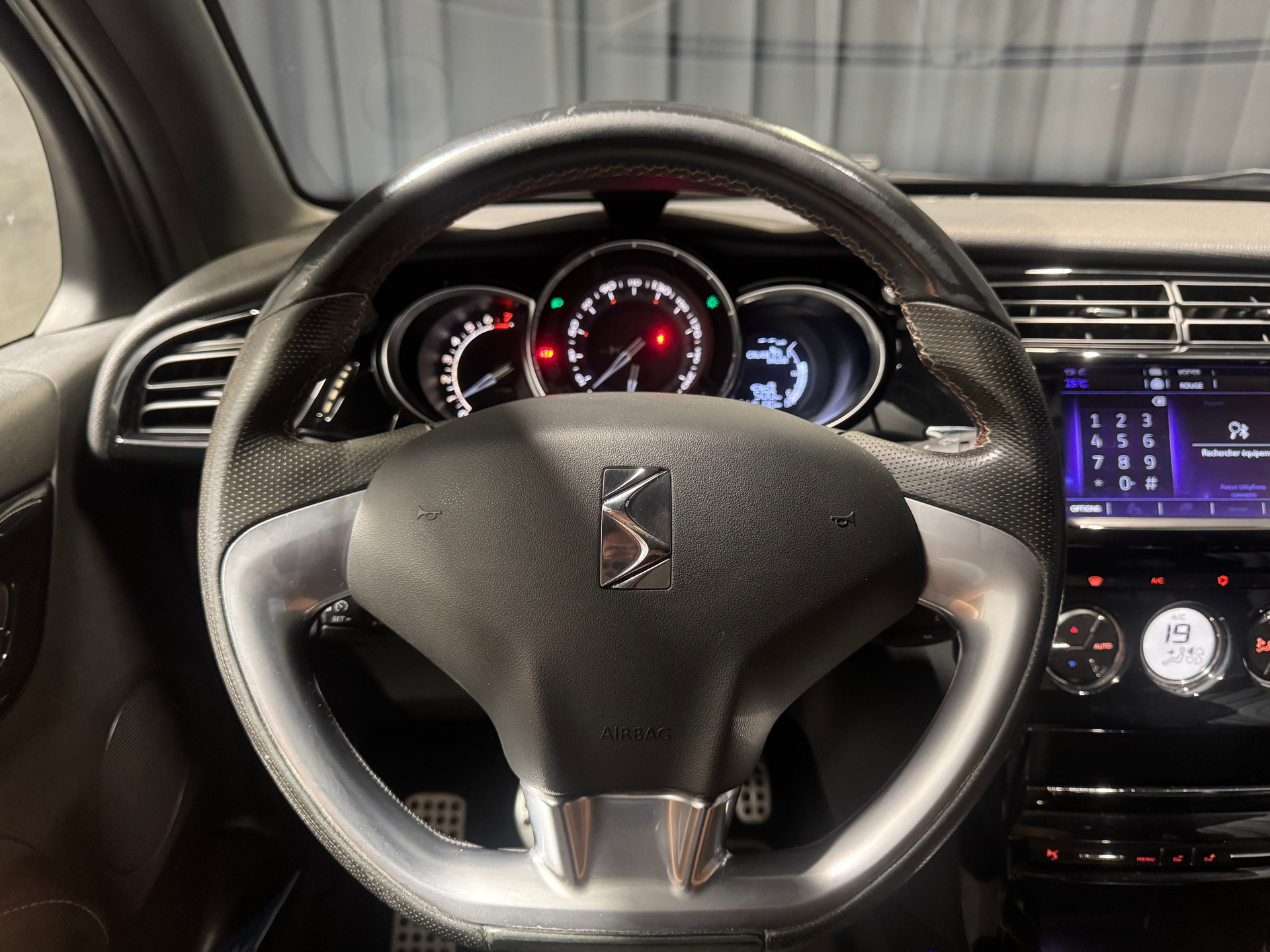 DS AUTOMOBILES DS 3 1.6 THP Performance Line (159-image-9