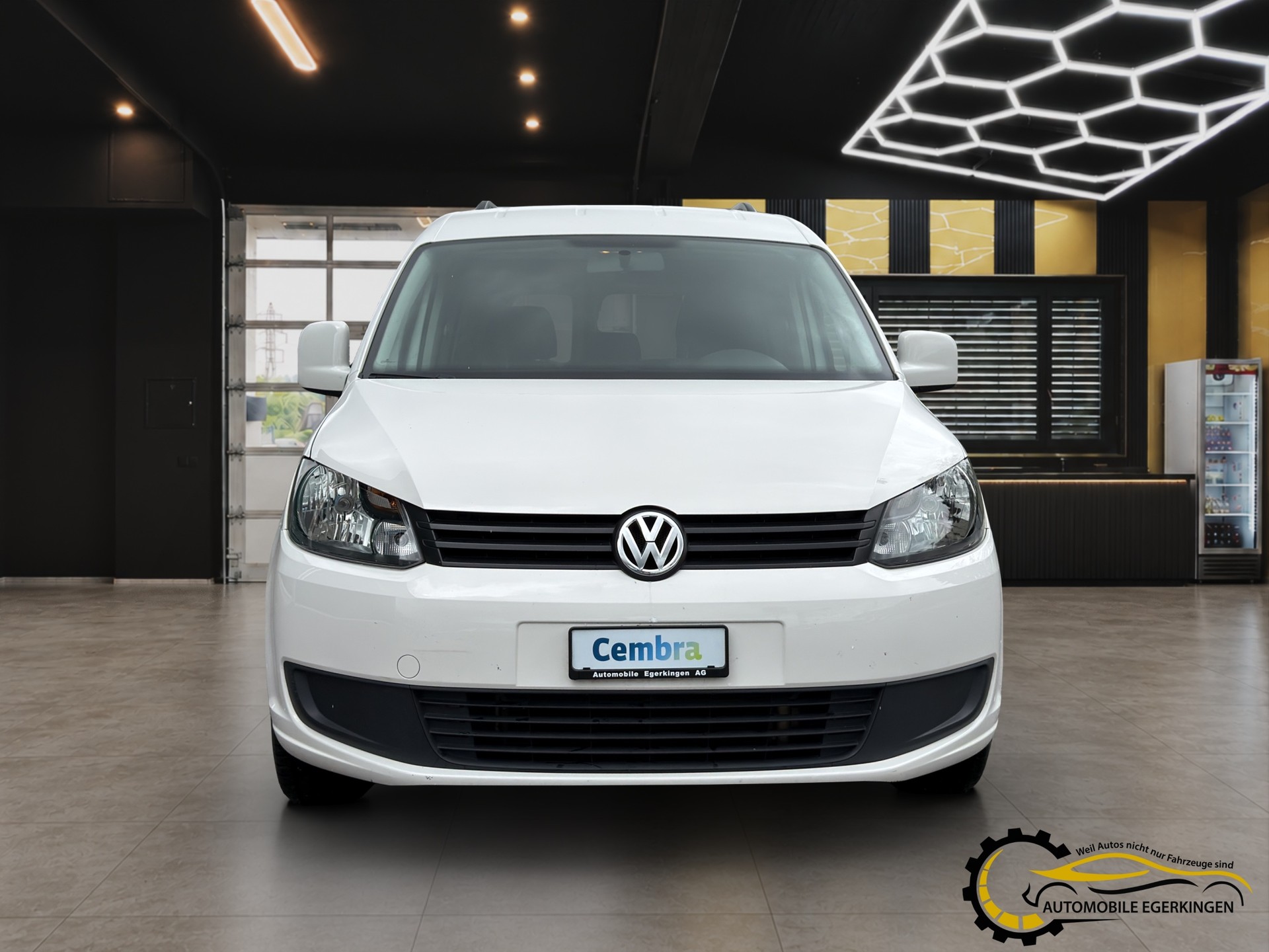 VW Caddy 1.6 TDI Blue Motion Technology Trendline DSG-image-1