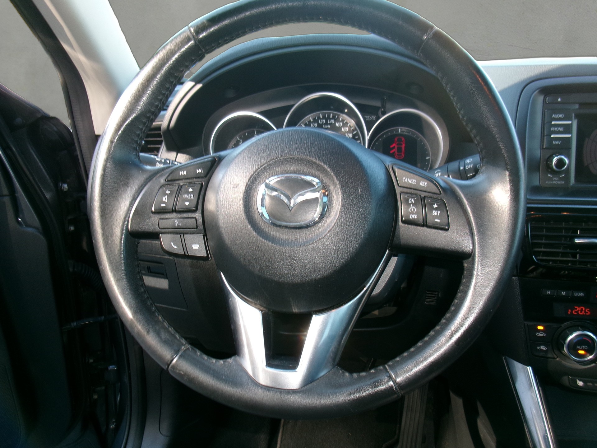 MAZDA CX-5 2.2 D HP Revolution AWD Automatic-image-5