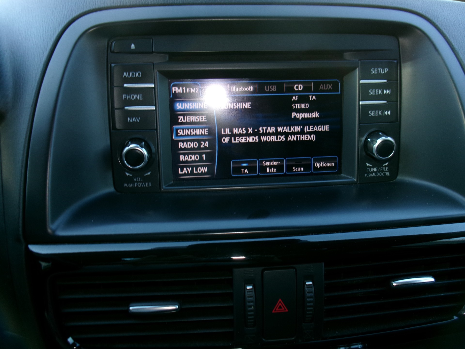 MAZDA CX-5 2.2 D HP Revolution AWD Automatic-image-8