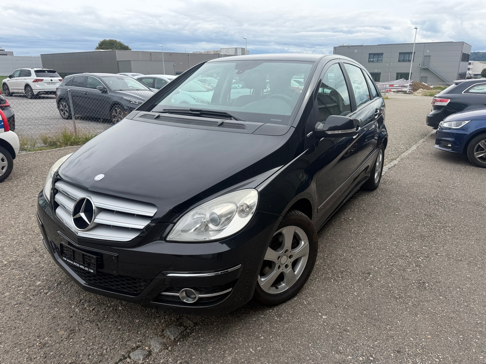 MERCEDES-BENZ B 180 (170) BlueEfficiency ** Klimaanlage ** 06x Airbag **-image-0