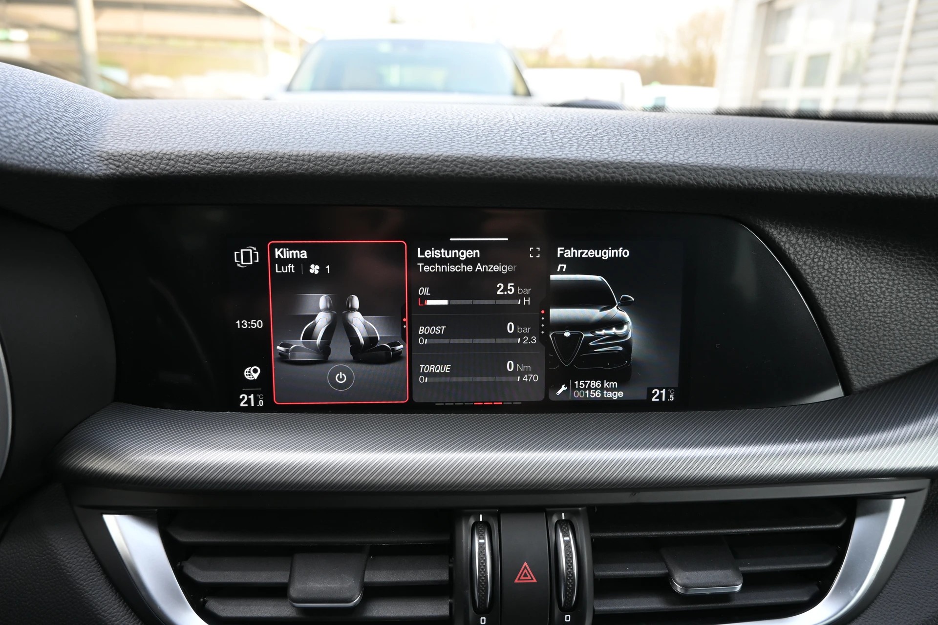 ALFA ROMEO Stelvio 2.2 JTDM Veloce Sport Black Premium Q4 AT8+ 210PS + New Modell-image-21