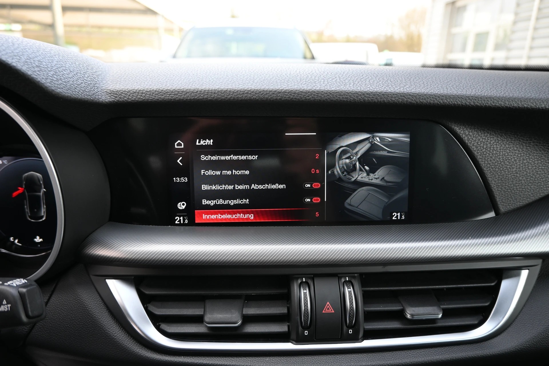 ALFA ROMEO Stelvio 2.2 JTDM Veloce Sport Black Premium Q4 AT8+ 210PS + New Modell-image-26