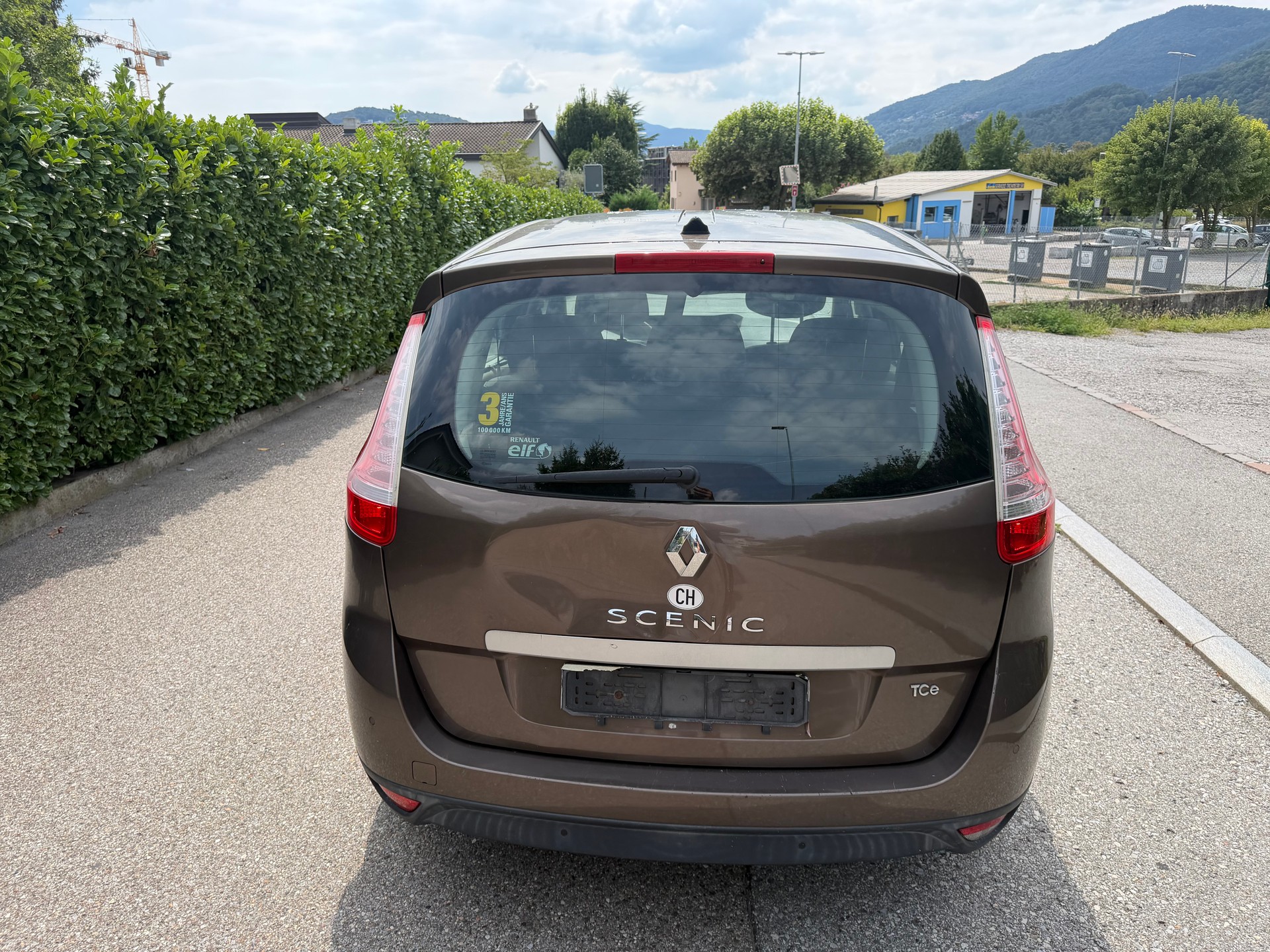 RENAULT Grand Scénic 1.4 16V Turbo Expression-image-3